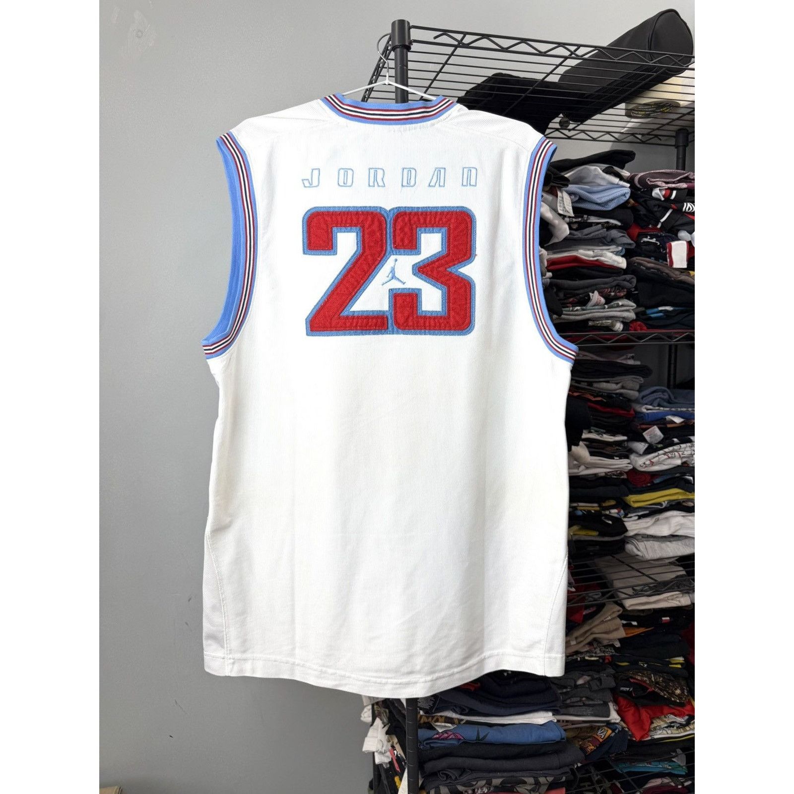 Jordan Brand 💥Rare! 90’s Vintage Nike Michael Jordan Sleeveless T Shirt Size US L / EU 52-54 / 3 - 1 Thumbnail