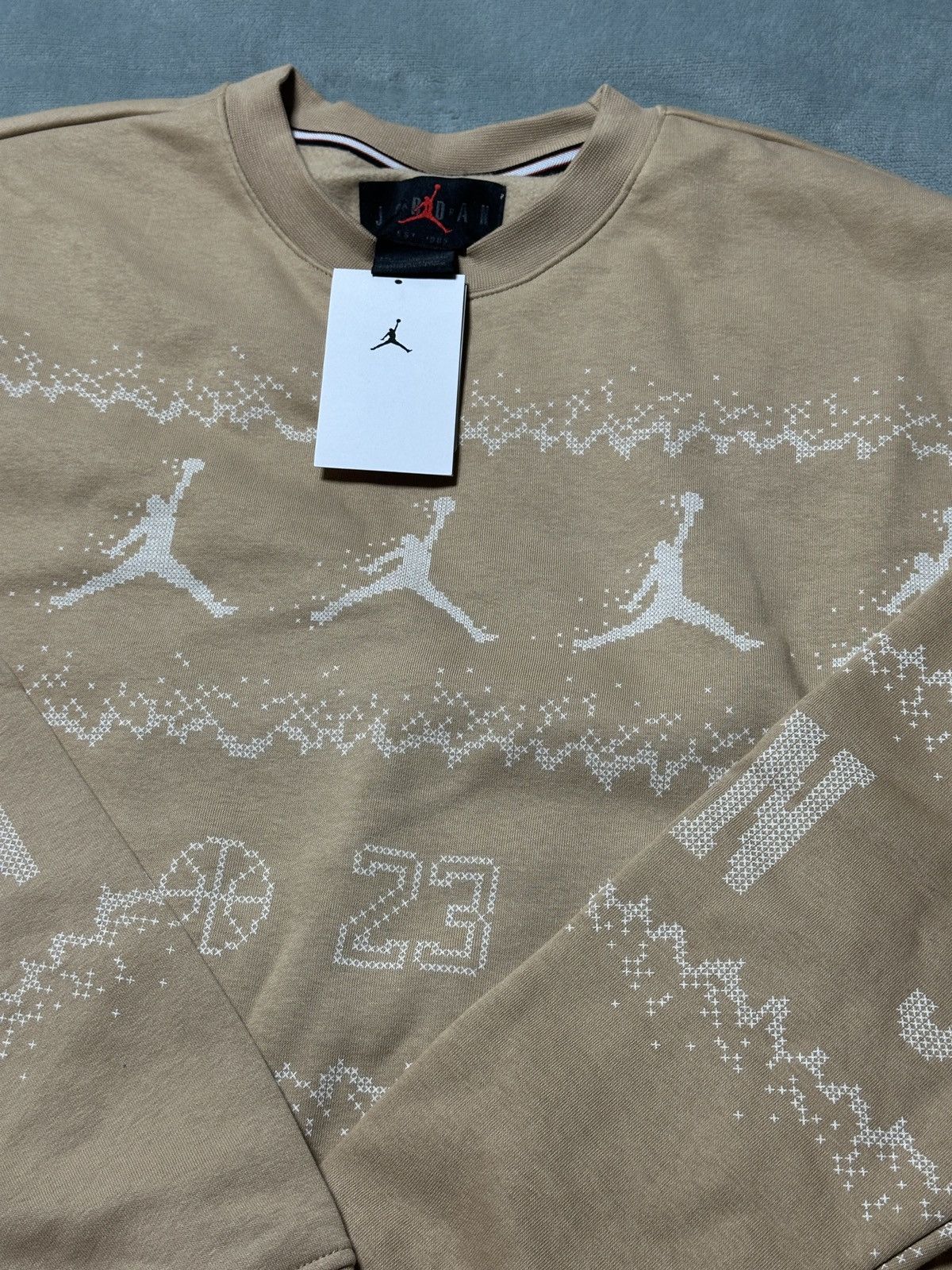 Jordan Brand Jordan Ugly Sweater Holiday Crewneck Size XL Hemp Sweatshirt Size US XL / EU 56 / 4 - 3 Thumbnail