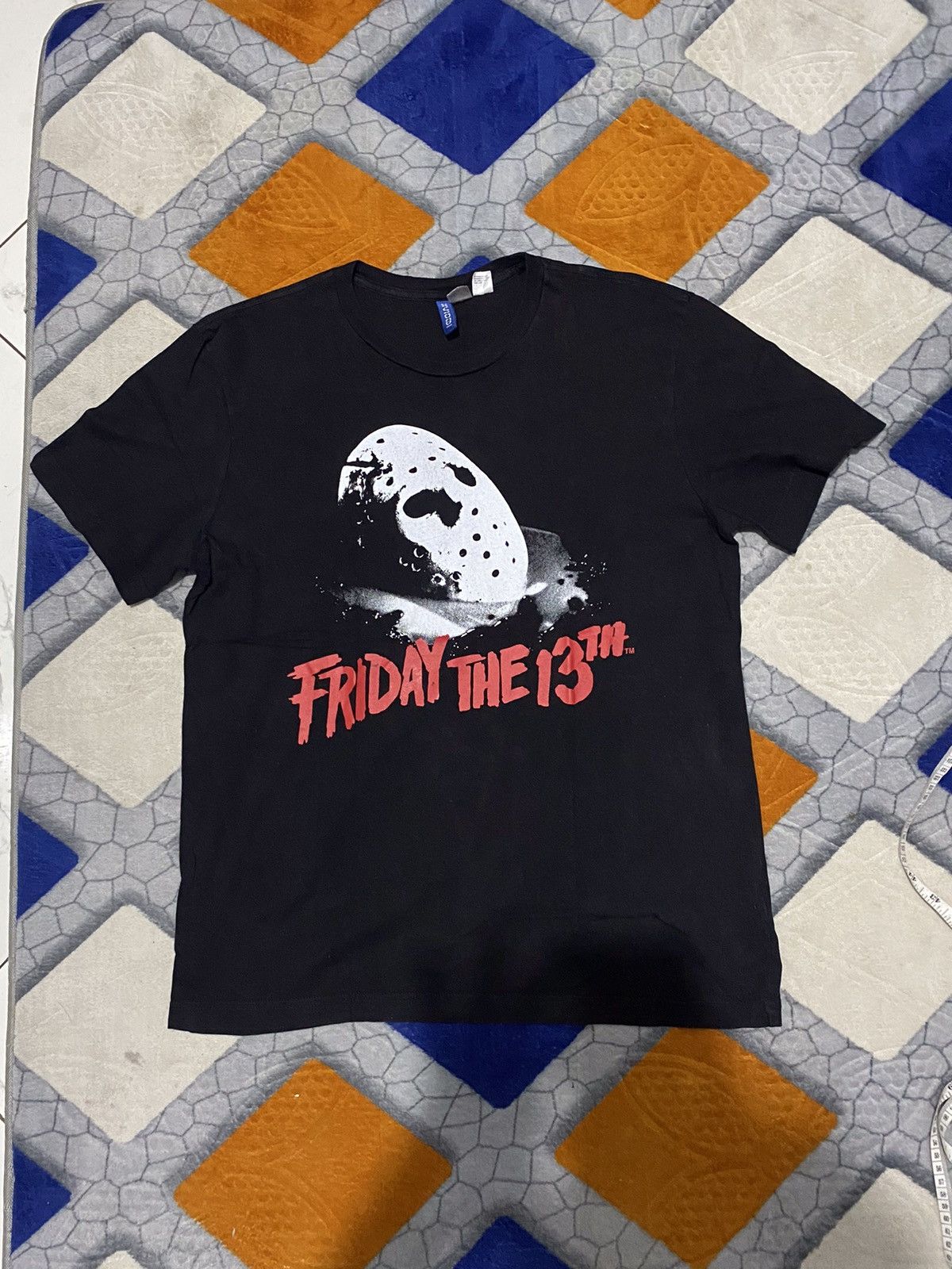 H&M × Warner Bros Tshirt h&m x warner bros friday 13th Size US L / EU 52-54 / 3 - 1 Thumbnail