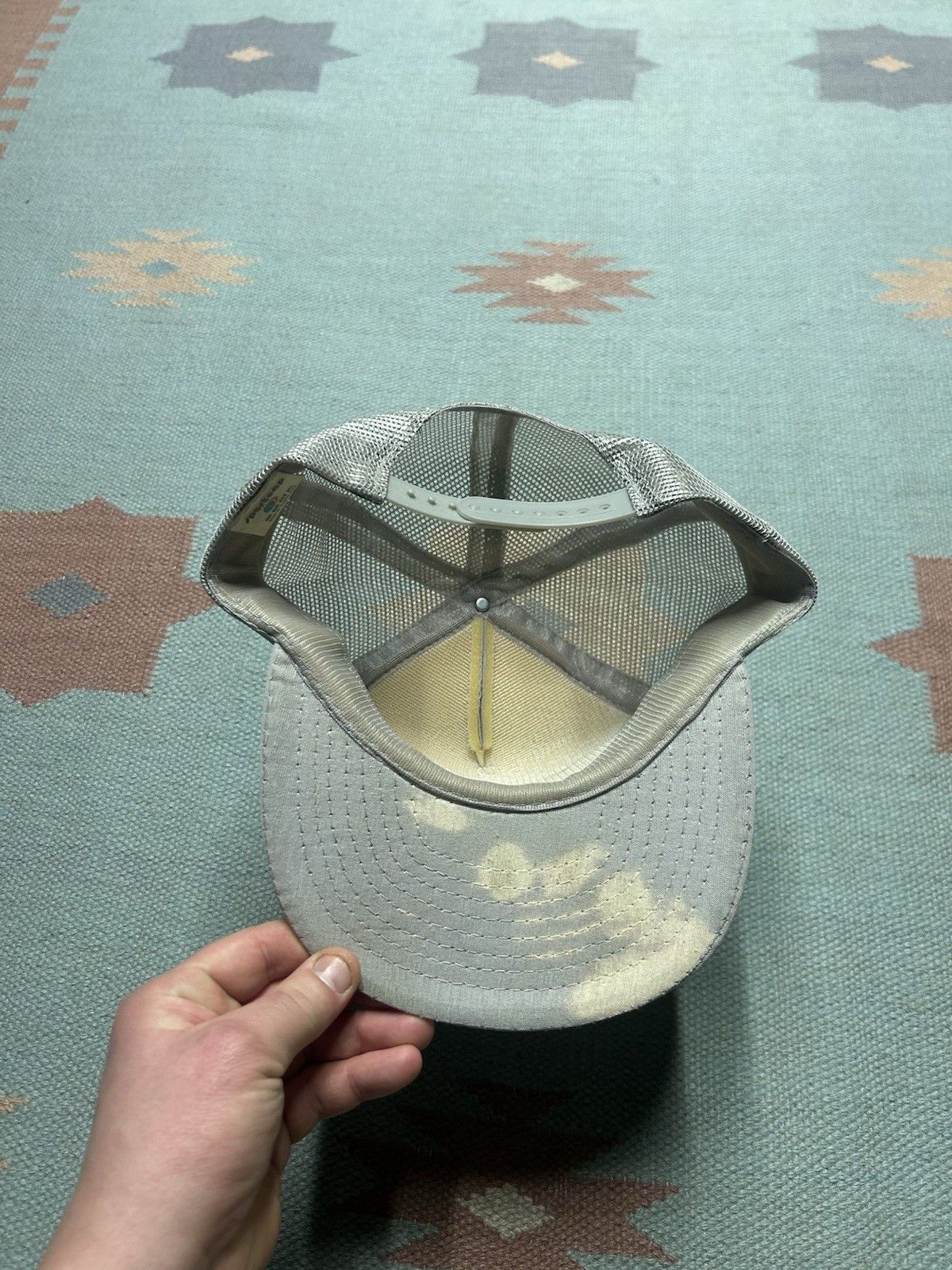 Vintage Vtg trucker hat mesh J&J truck equipment repair gray snapbac Size ONE SIZE - 5 Thumbnail