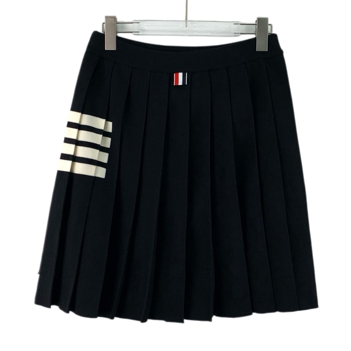 Thom Browne Thom Browne Four-bar Wool Casual Pleated Skirt K26WX Size 30" / US 8 / IT 44 - 2 Thumbnail
