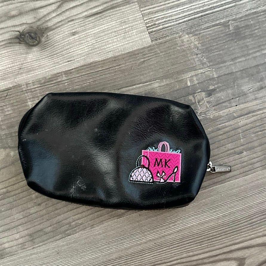 Other mary kay black pleather makeup bag Size ONE SIZE - 1 Thumbnail