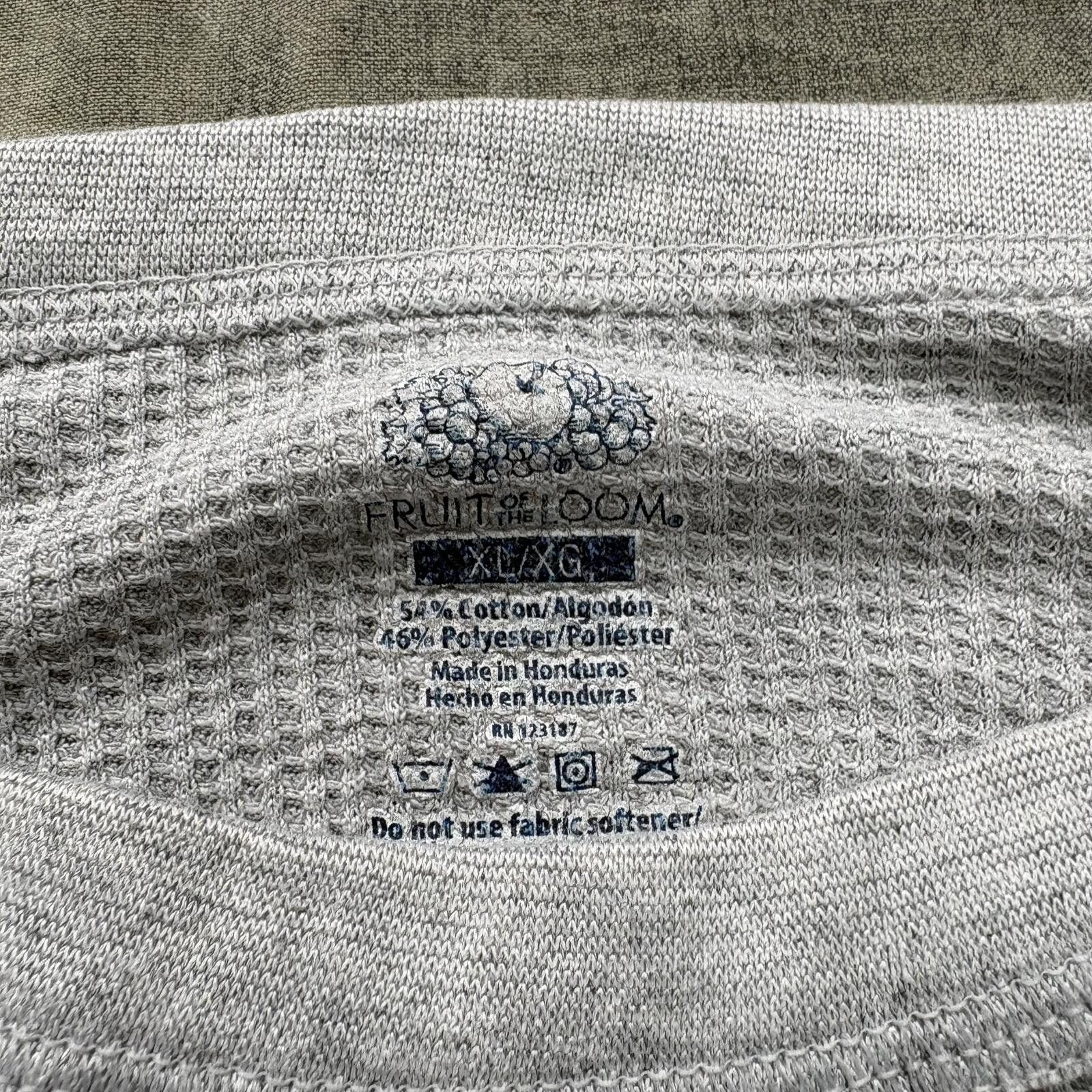 Fruit Of The Loom Vintage Y2K Gray Grunge Skater Thermal Waffle Knit Shirt Size US L / EU 52-54 / 3 - 2 Thumbnail