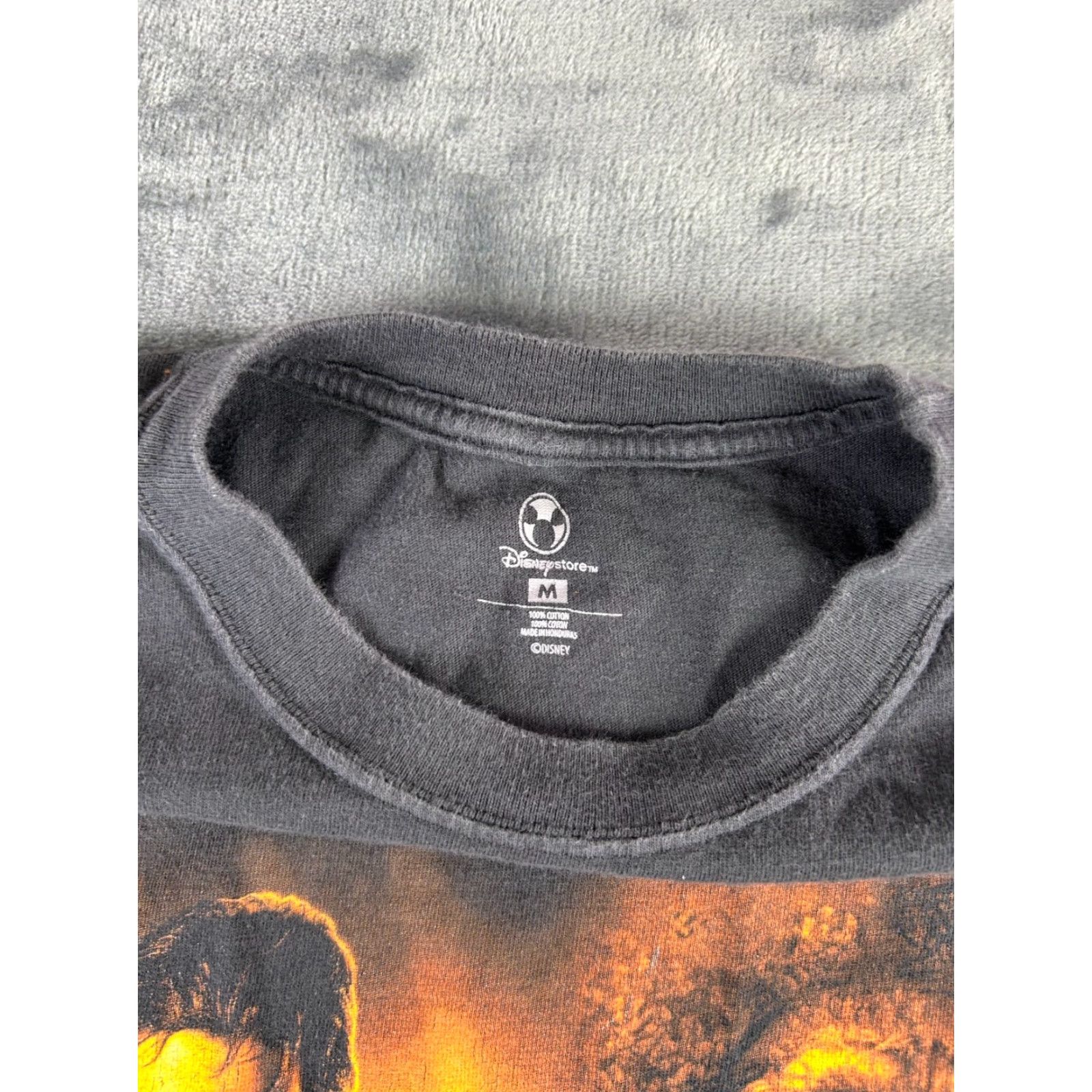 Disney VINTAGE Disney Pirates of the Caribbean At World’s End Movie Promo Black T Shirt M RARE Size US M / EU 48-50 / 2 - 4 Thumbnail
