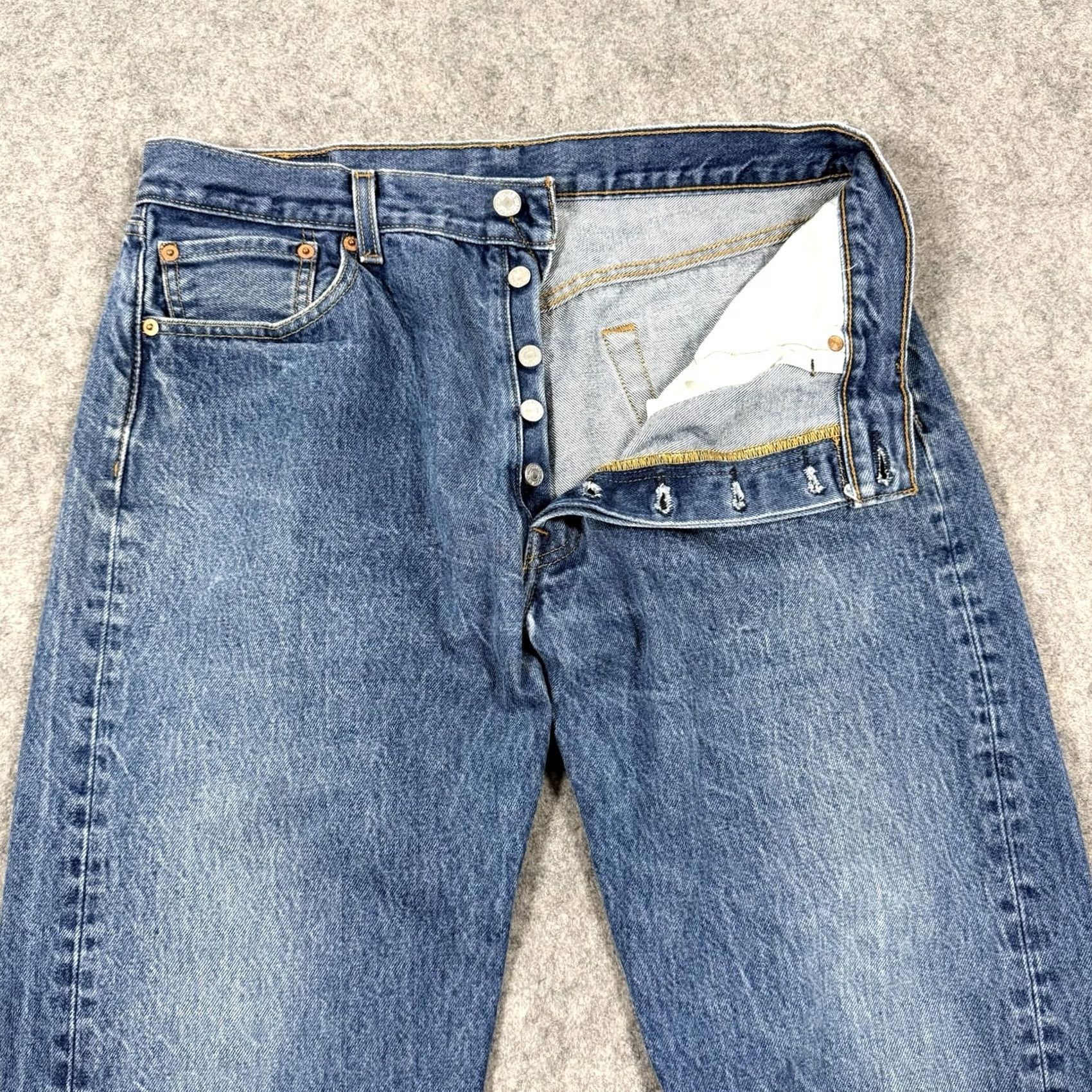 Levi's Levis 501 XX Classic Button Fly Jeans Men's 36x33 Blue Regular Denim Jeans 5-Pocket Straight Vintage No Mens Size US 36 / EU 52 - 6 Thumbnail