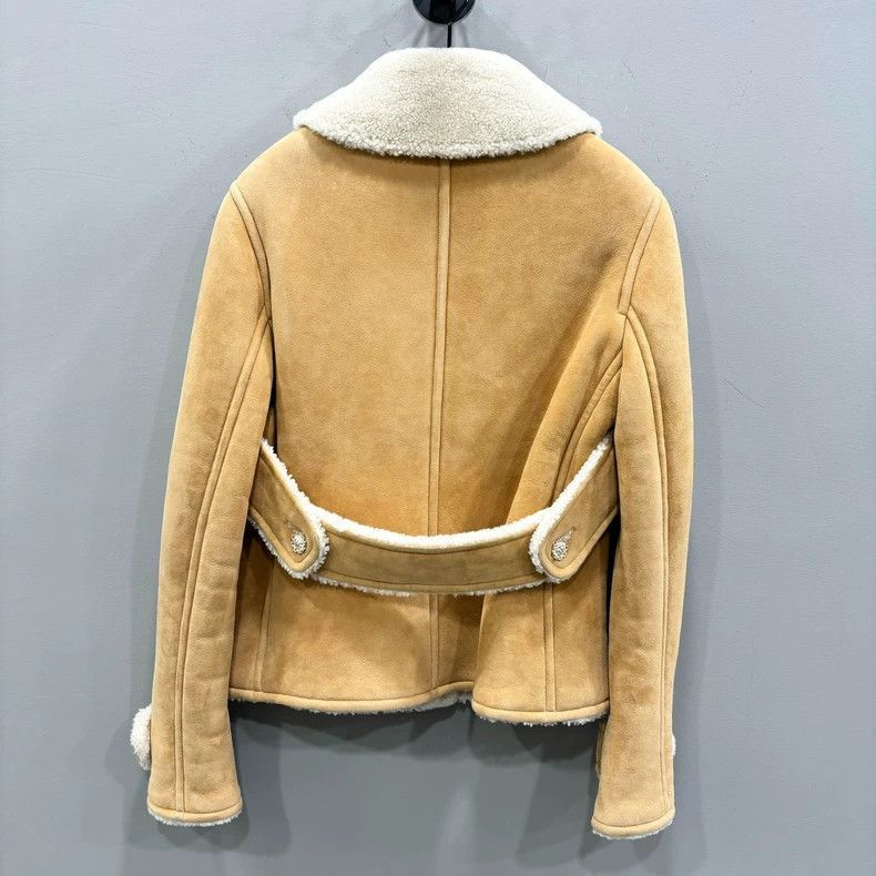 Chanel Chanel FurLined Jacket with Lion Button -2505 Size M / US 6-8 / IT 42-44 - 2 Thumbnail