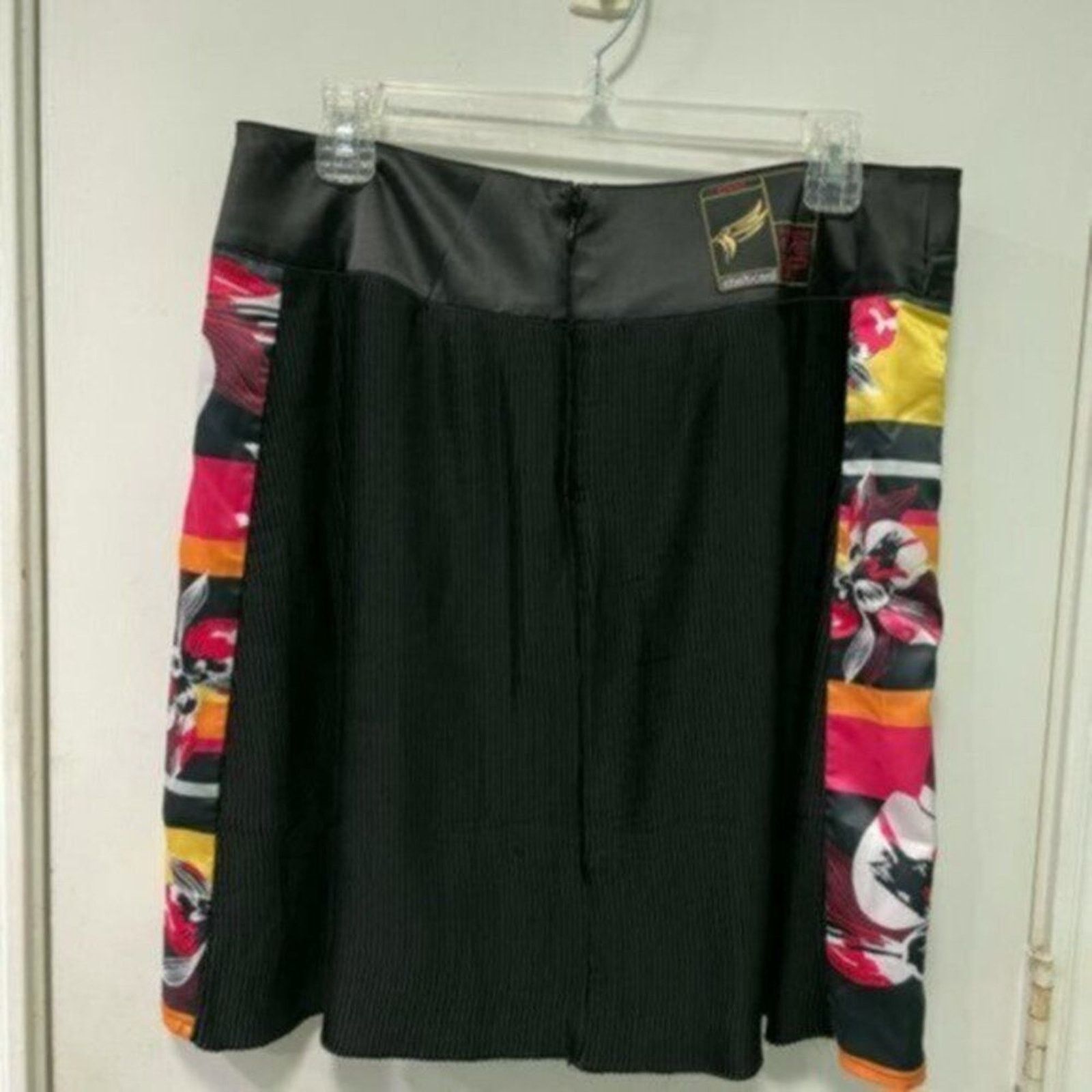 Roberto Cavalli Roberto Cavalli sport knee length skirt Black L Size 32" / US 10 / IT 46 - 5 Thumbnail