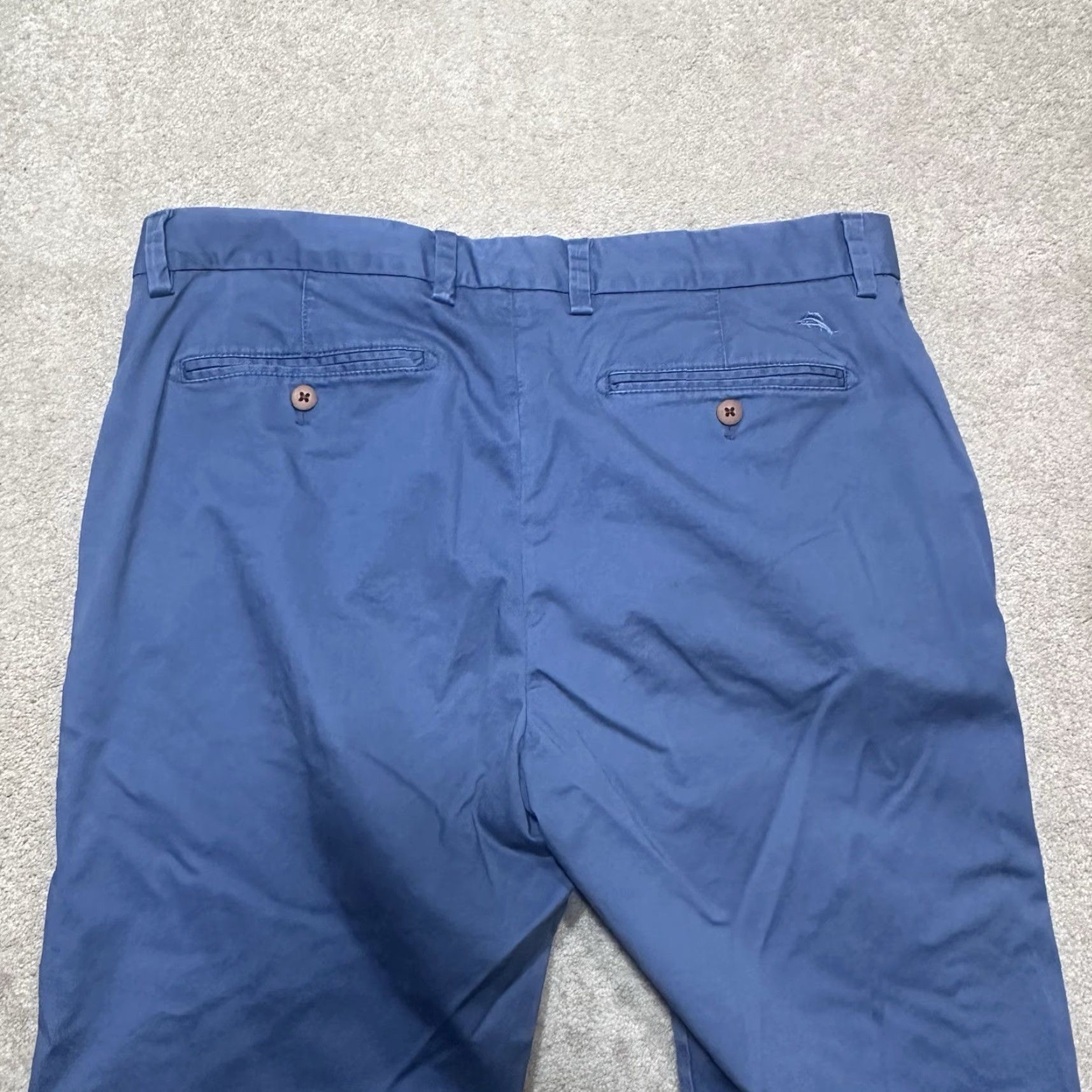 Tommy Bahama Tommy Bahama Chino Pants Mens 35x34 Beach Chino Pants Casual Straight 5-Pocket Cotton Brown Navy Beach 90s Mens Size US 35 - 4 Thumbnail