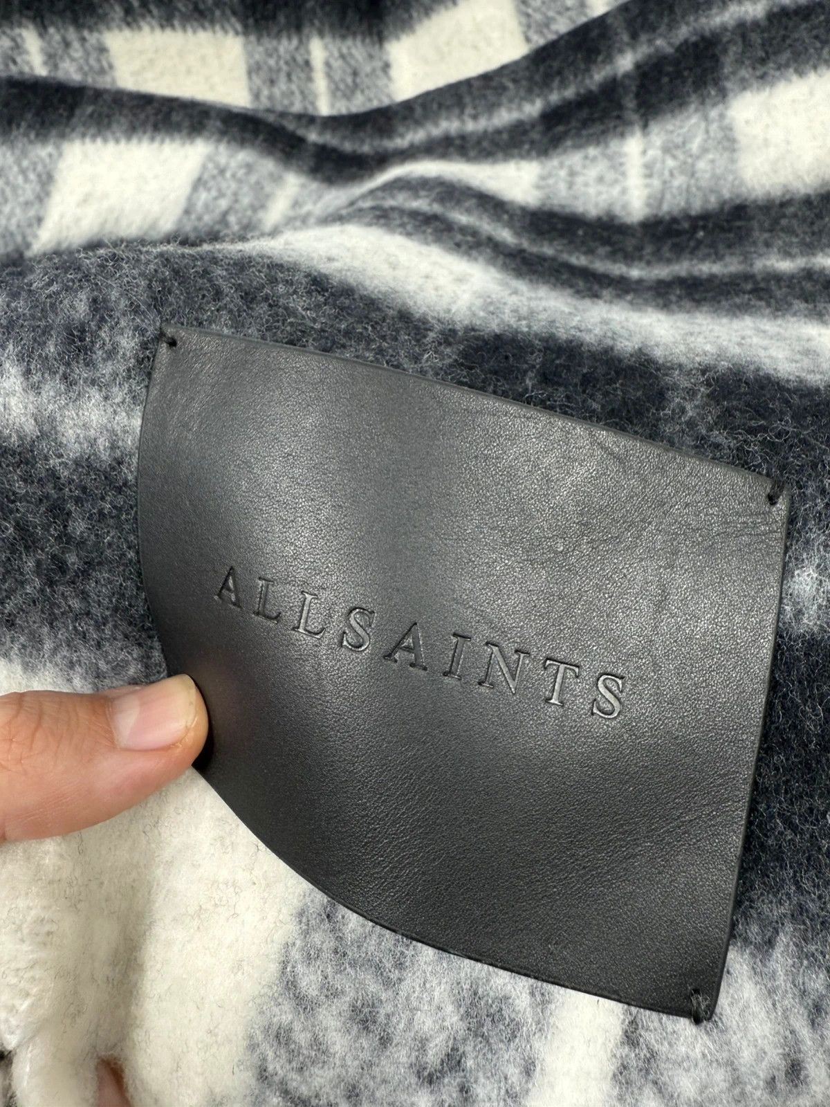 Allsaints Allsaints Brushed Check Shawl Plaid Scarf Wool Size ONE SIZE - 3 Thumbnail