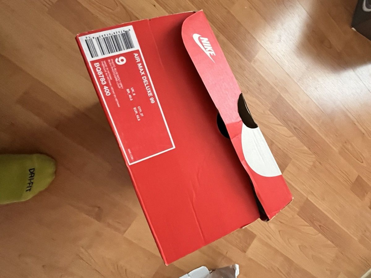 Nike NIKE AIR MAX DELUXE 99 Size US 9 / EU 42 - 4 Thumbnail