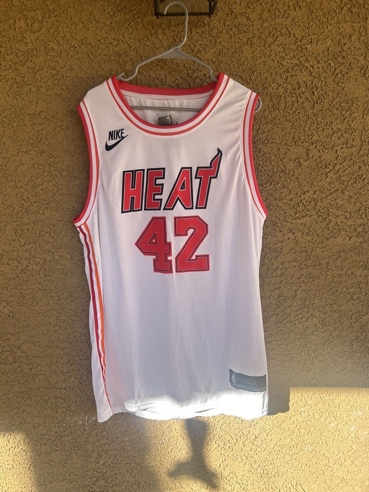 MIAMI HEAT JERSEY NWT 2024