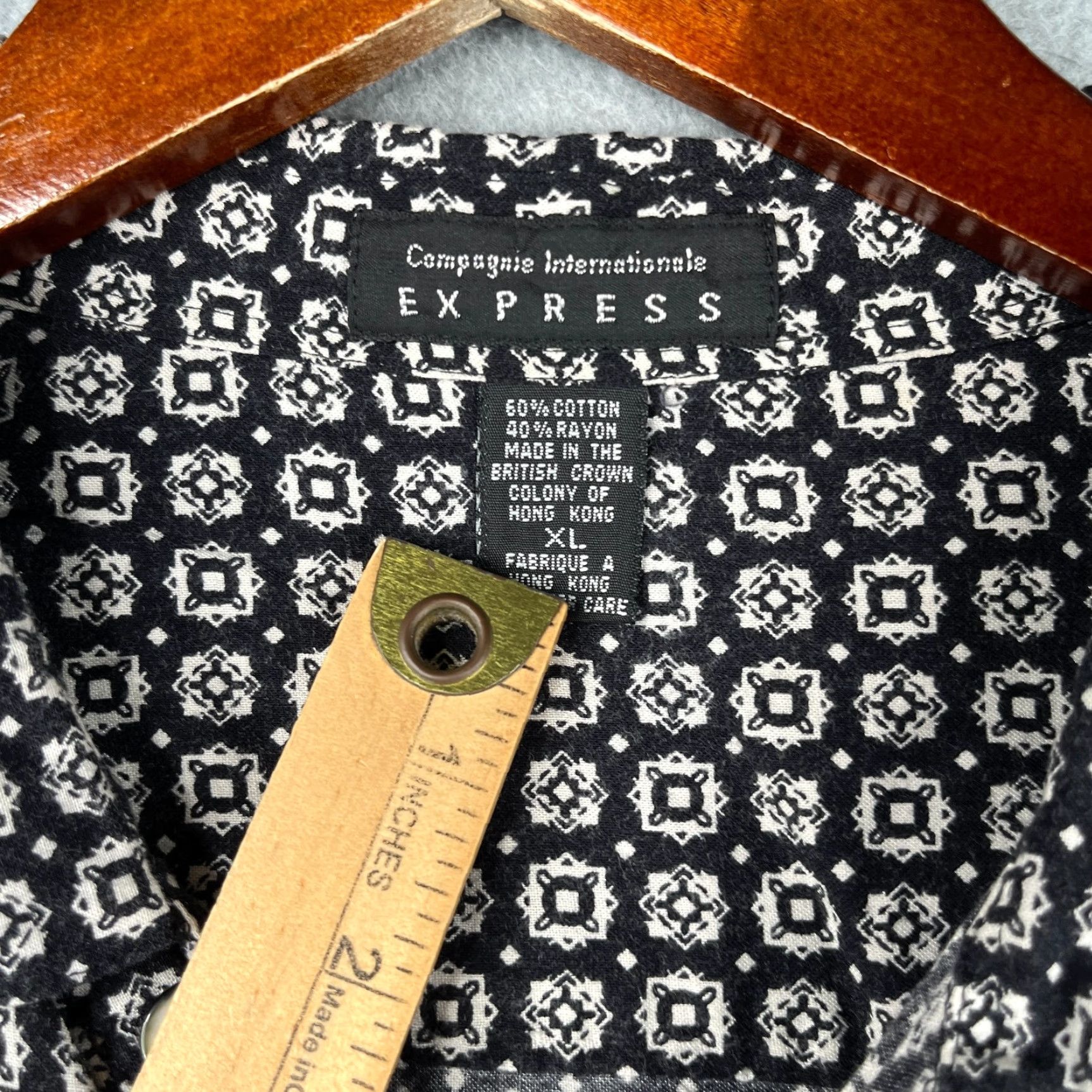 Express Express Campagnie Internationals Shirt XL Black Geometric Long Sleeve Button Up Size US XL / EU 56 / 4 - 5 Thumbnail