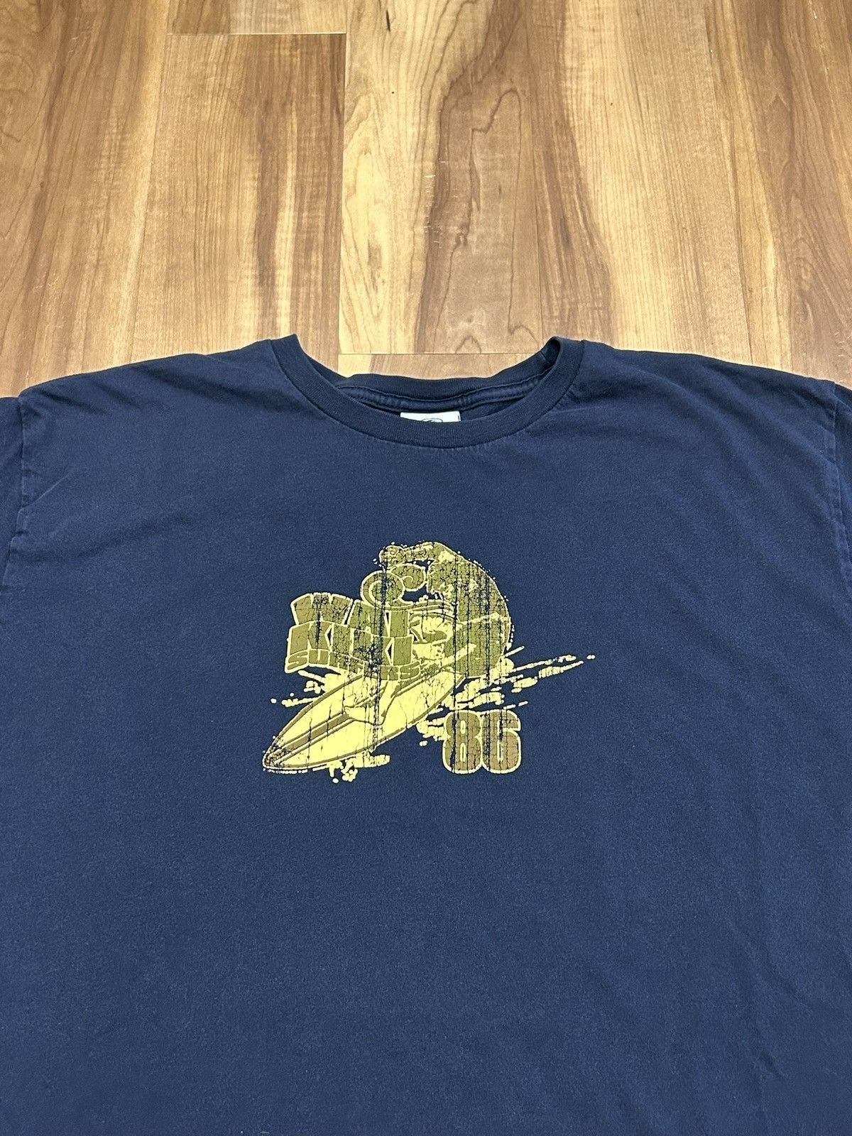 Quiksilver Wai Kiki Surfers 86 Tee Size US XL / EU 56 / 4 - 2 Thumbnail