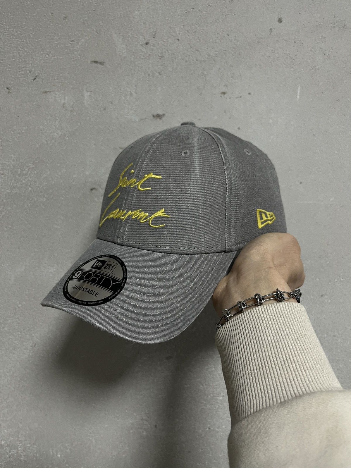 New Era × Saint Laurent Paris Rare Saint Laurent New Era Gray Slrd Exclusive Snapback Hats Size ONE SIZE - 4 Thumbnail