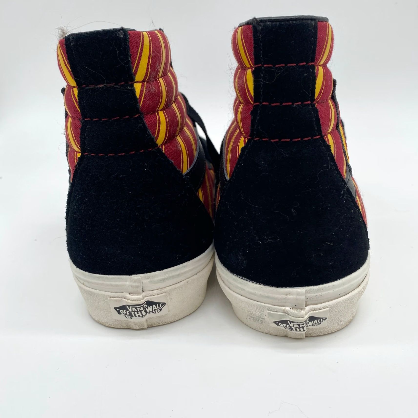 Vans VANS Harry Potter Gryffindor Men's 11 Skate High Top Off The Wall 1110 Shoes Size US M / EU 48-50 / 2 - 5 Thumbnail