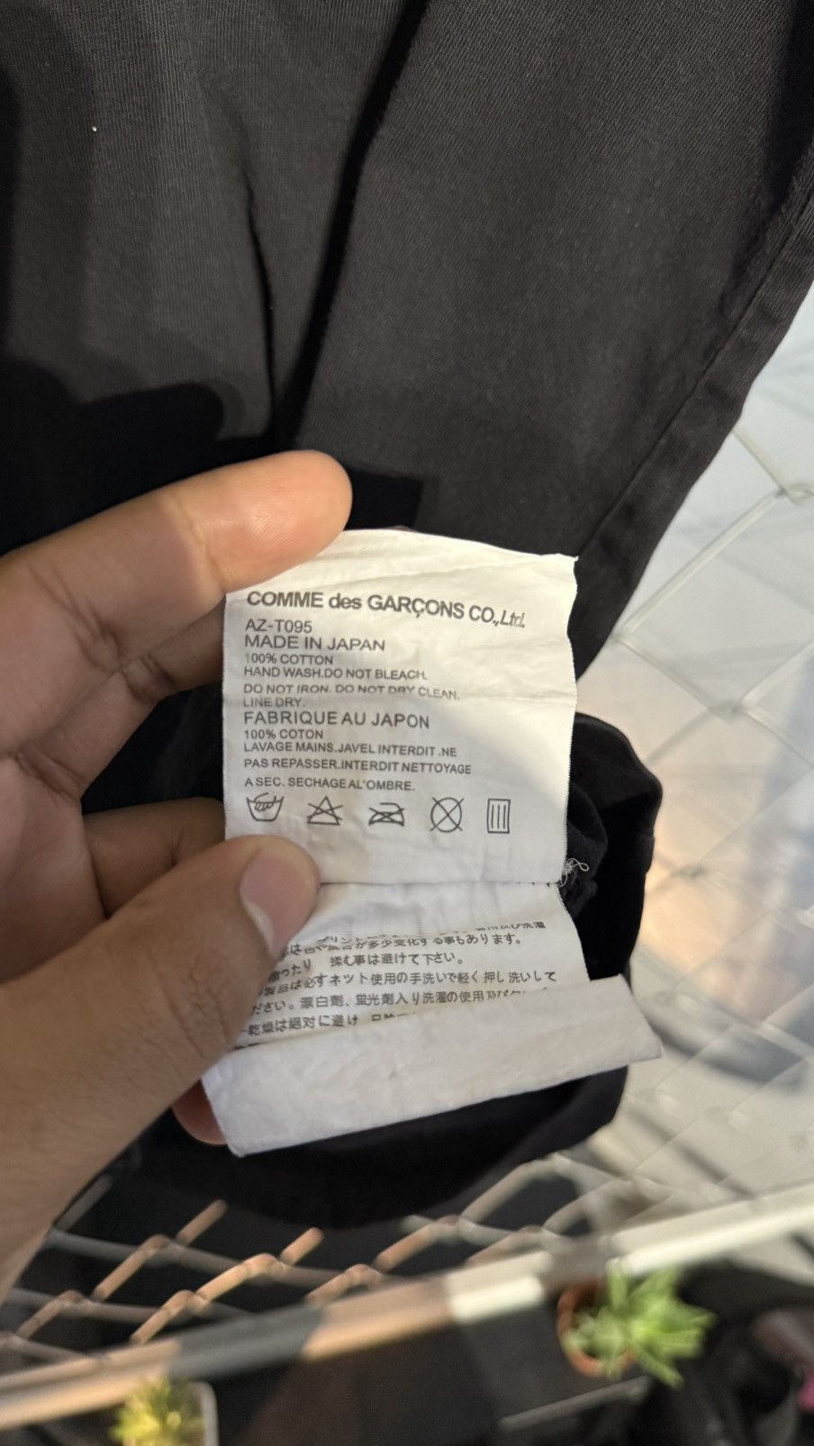 Comme des Garcons COMME DES GARCONS CDG GOLD HEART LOVE SINGLE DINGLE BLACK TE Size US XL / EU 56 / 4 - 6 Thumbnail