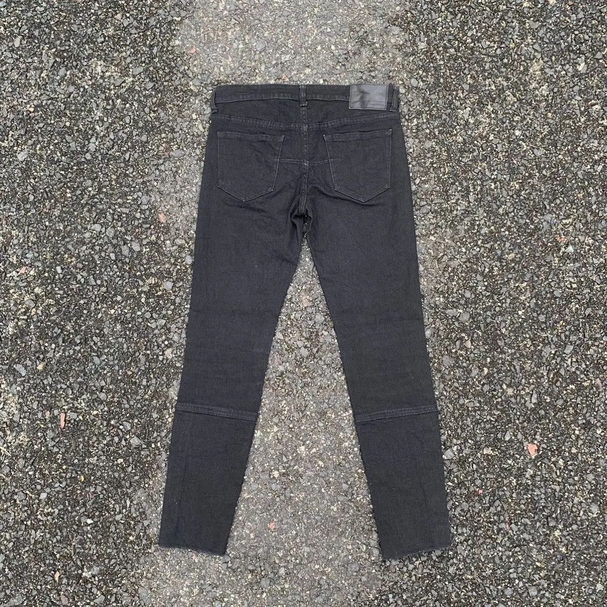 Japanese Brand × Jun Takahashi × Undercover QUICK SALE⚡️ Undercover x Uniqlo UU Black Jeans Ankle Pants Size US 28 / EU 44 - 3 Thumbnail
