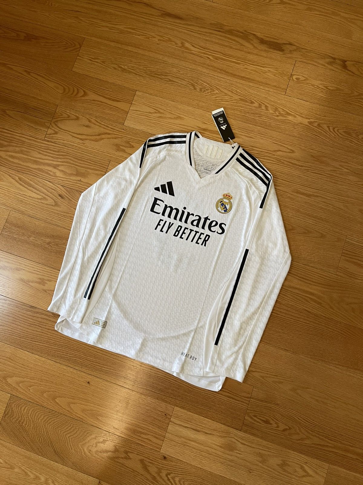 Adidas Authentic Real Madrid JUDE BELLINGHAM 2024/25 home jersey Size US L / EU 52-54 / 3 - 2 Thumbnail