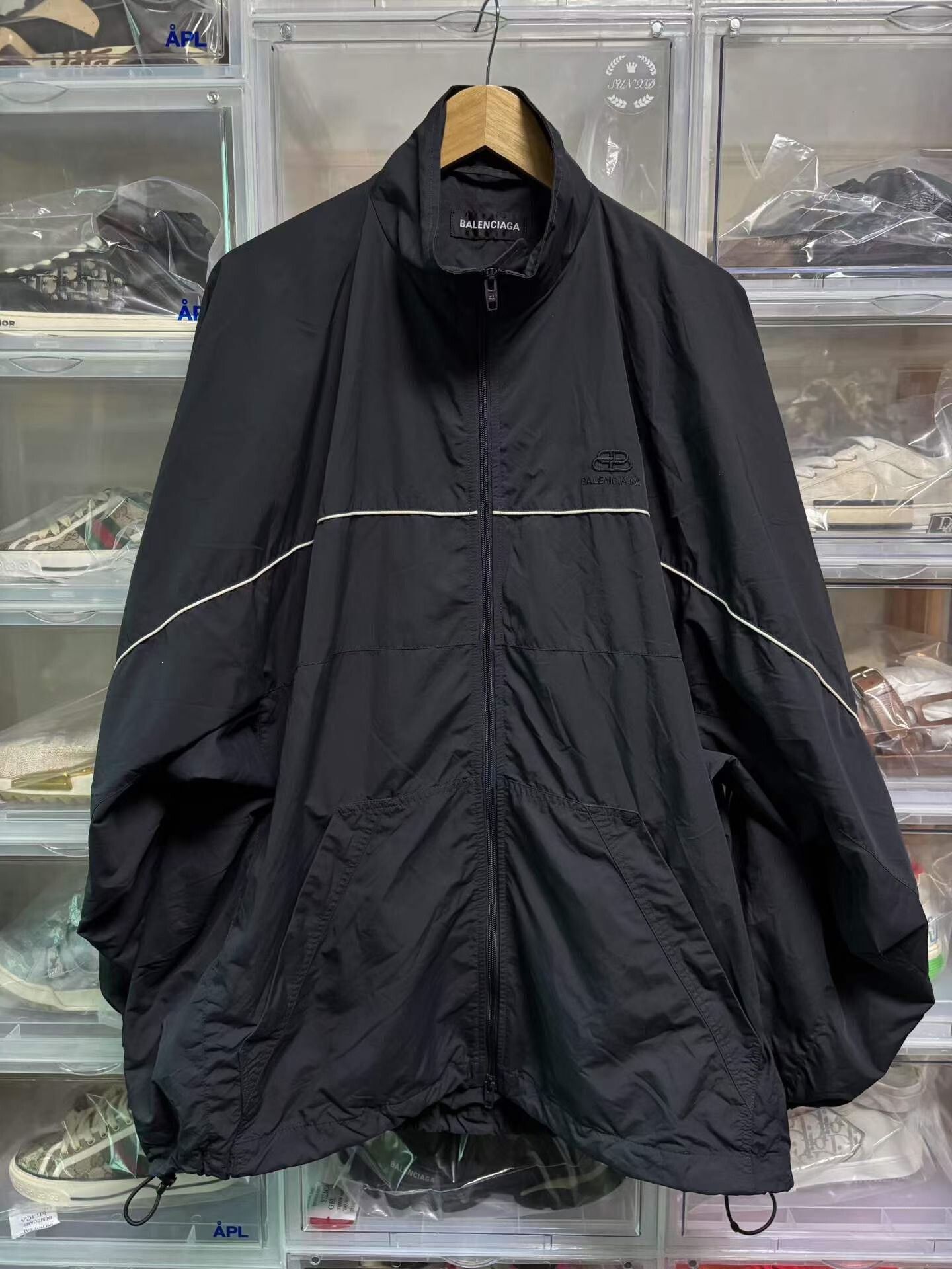 Balenciaga Balenciaga Embroidered Logo Track Jacket 46 Size US S / EU 44-46 / 1 - 1 Thumbnail