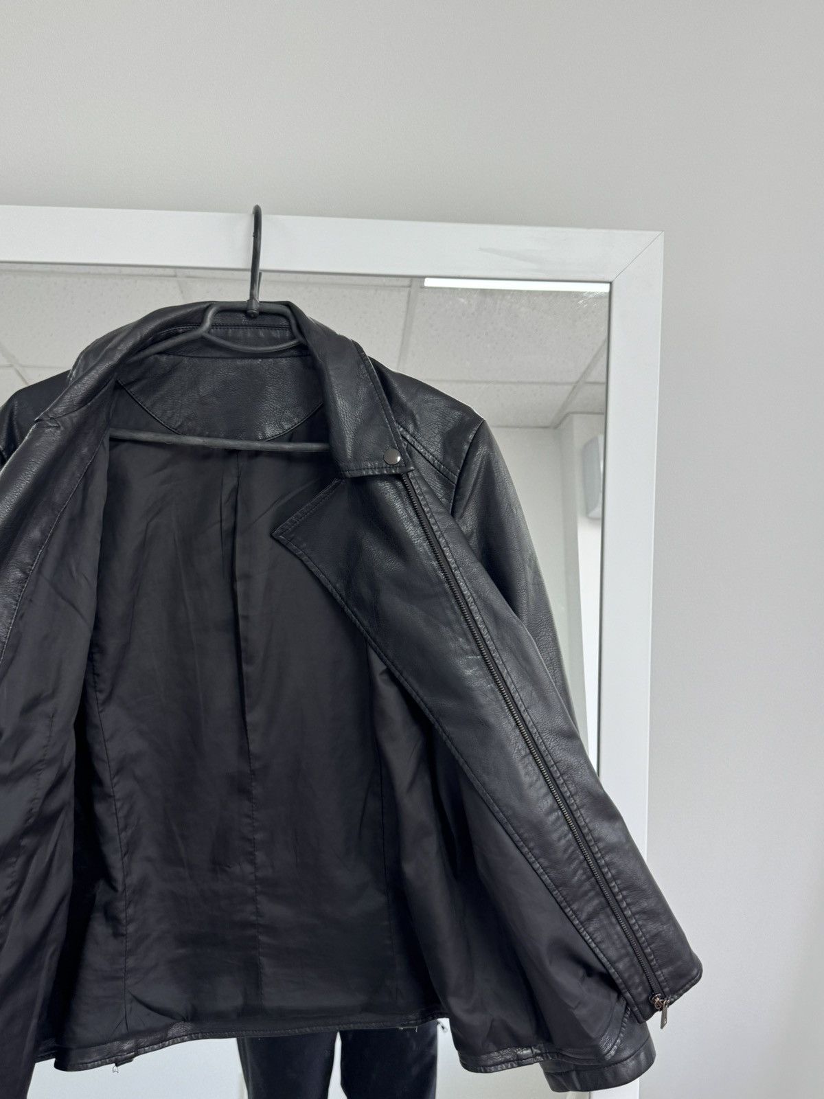 Vintage Rare Leather Jacket Japan Style Avantgarde Y2K Women sz L-XL Size L / US 10 / IT 46 - 12 Thumbnail