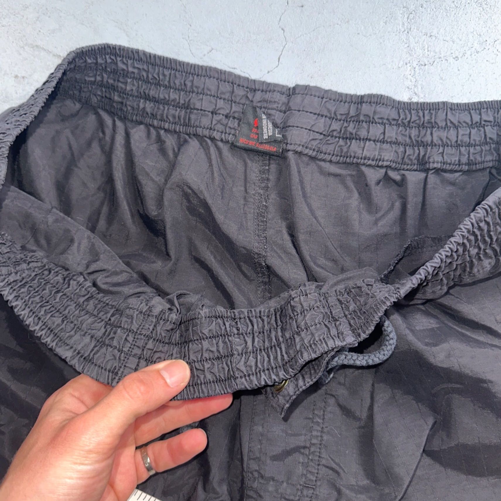 Nike VINTAGE Nike Black Nylon Shorts Sportswear 90s Swoosh XL Inseam 9” Track Running Men Size US 36 / EU 52 - 5 Thumbnail