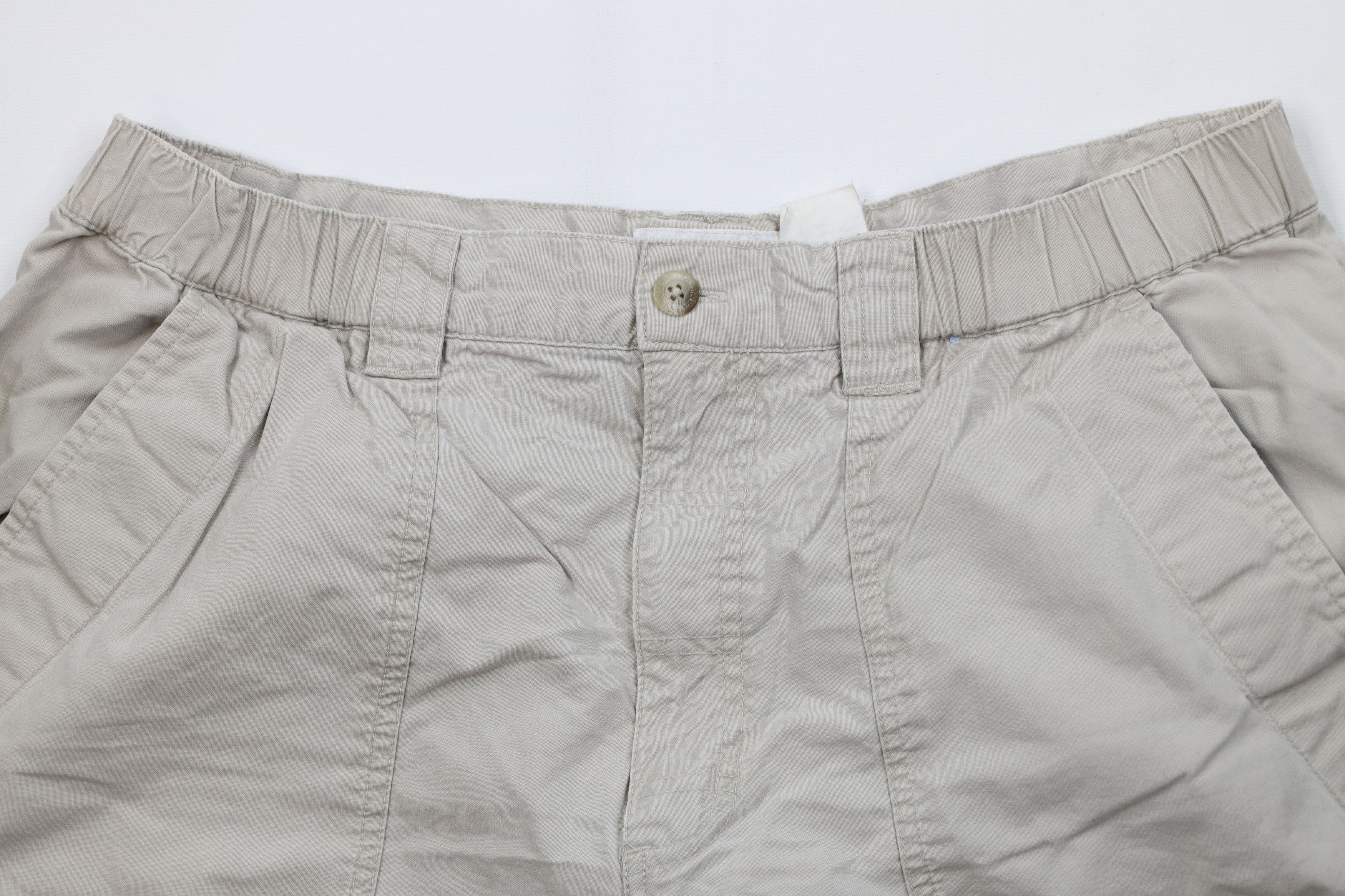 Columbia Vintage 90s Columbia Spell Out Above Knee Cargo Shorts Beige Size US 34 / EU 50 - 2 Thumbnail
