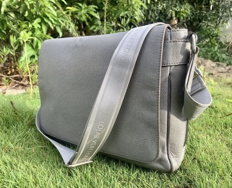 Authentic Louis Vuitton Taiga Messenger Bag