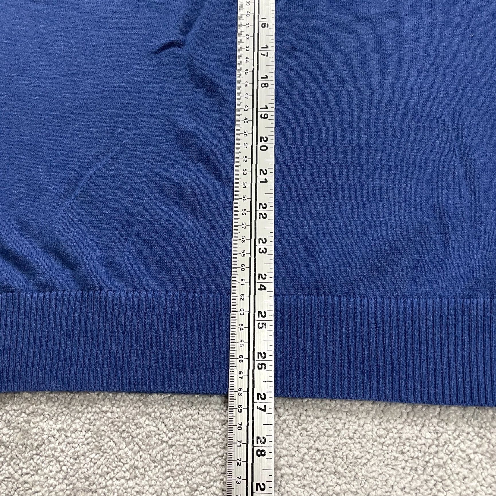 Jos. A. Bank VINTAGE Jos. A. Bank Men’s XL Pullover Sweater Knit Long Sleeve Casual Blue Solid Cotton V-Neck Winter 90s Size US XL / EU 56 / 4 - 7 Thumbnail