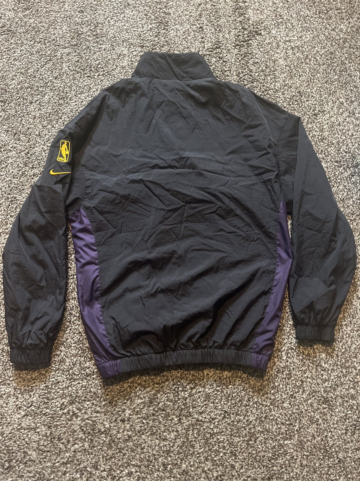 NBA × Nike Nike NBA Lakers Lightweight Pullover Jacket Size US M / EU 48-50 / 2 - 3 Thumbnail