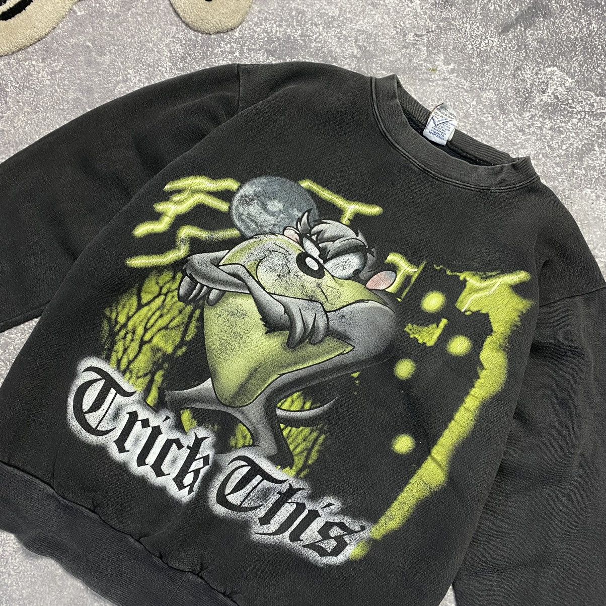 Cartoon Network Vintage Looney Tunes 1997 Warner Bros Taz sweatshirt Size US M / EU 48-50 / 2 - 2 Thumbnail