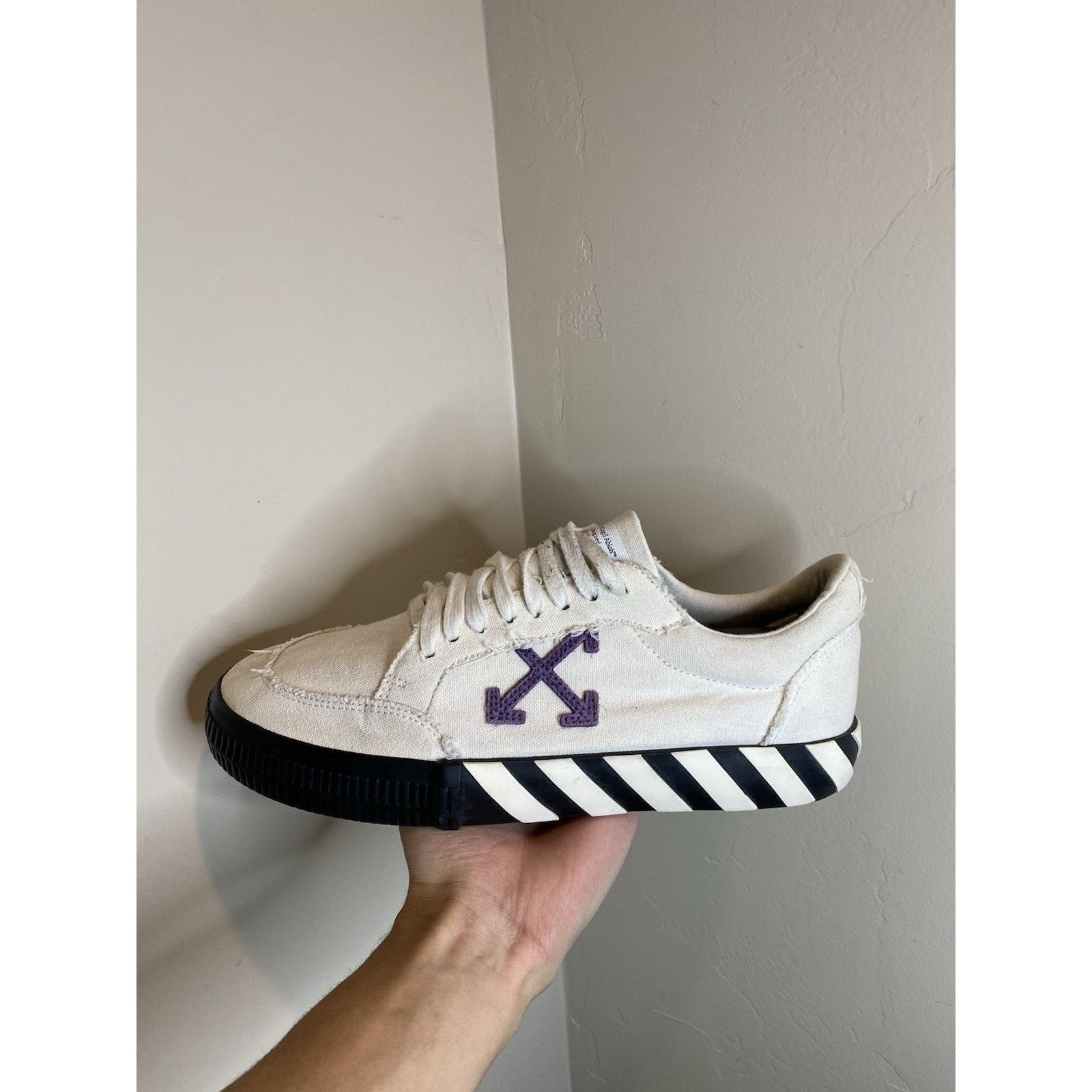 Off-White OFF-WHITE Vulc Low “White Purple” | Size 43 EU | 10 US Size US 10 / EU 43 - 10 Thumbnail