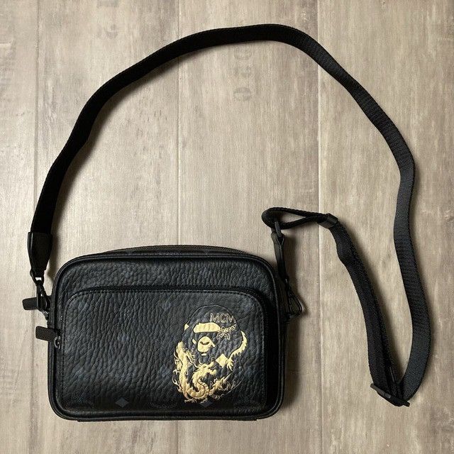 Bape × MCM MCM × BAPE AREN LUNAR NEW YEAR VISETOS POUCH Shoulder Bag Size ONE SIZE - 2 Thumbnail