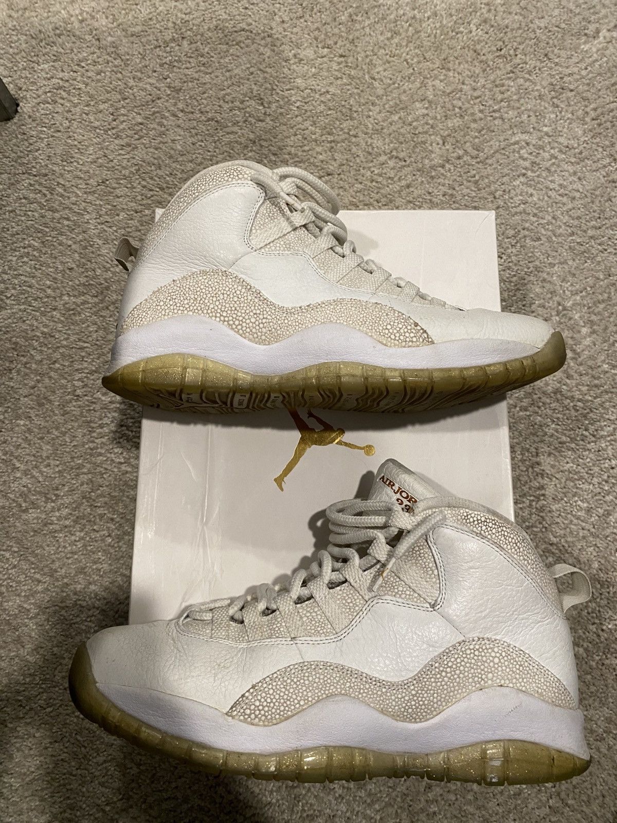 Jordan Brand Air Jordan 10 Retro Ovo Size US 9 / EU 42 - 1 Thumbnail