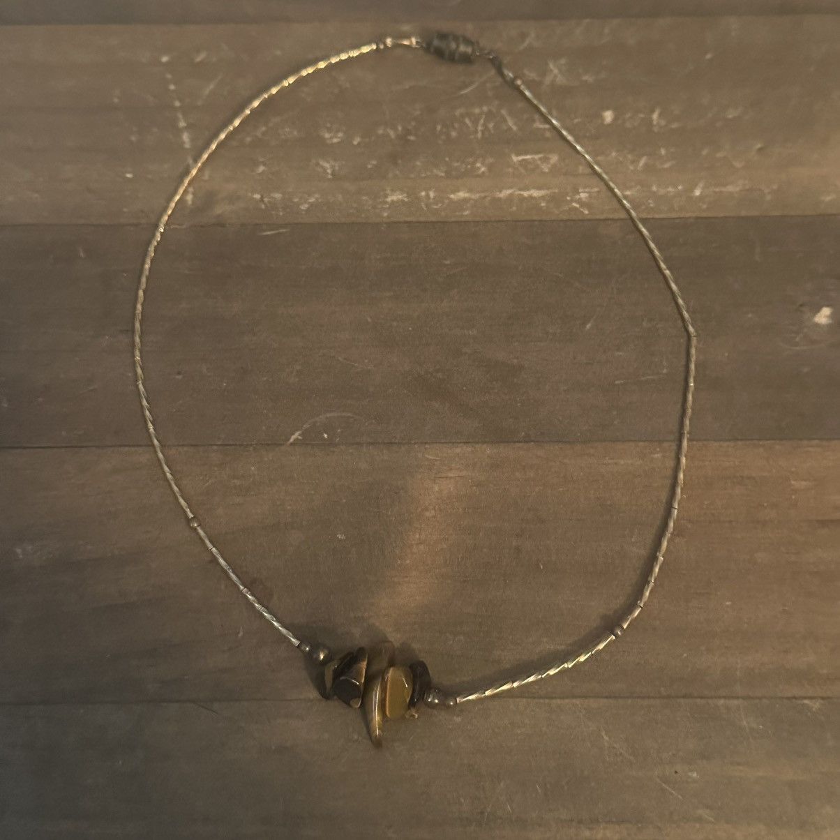 Vintage Vintage gold tone Tiger eye chip necklace and earrings Size ONE SIZE - 2 Thumbnail