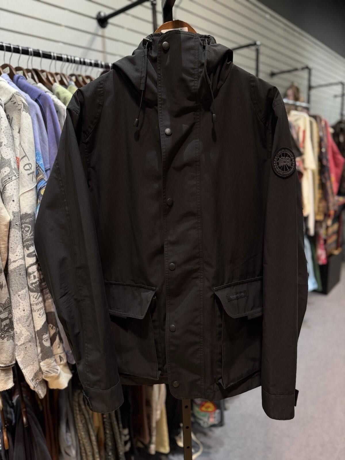 Canada Goose Canada Goose Lockeport Jacket Size Large 100% Authentic Size US L / EU 52-54 / 3 - 4 Thumbnail