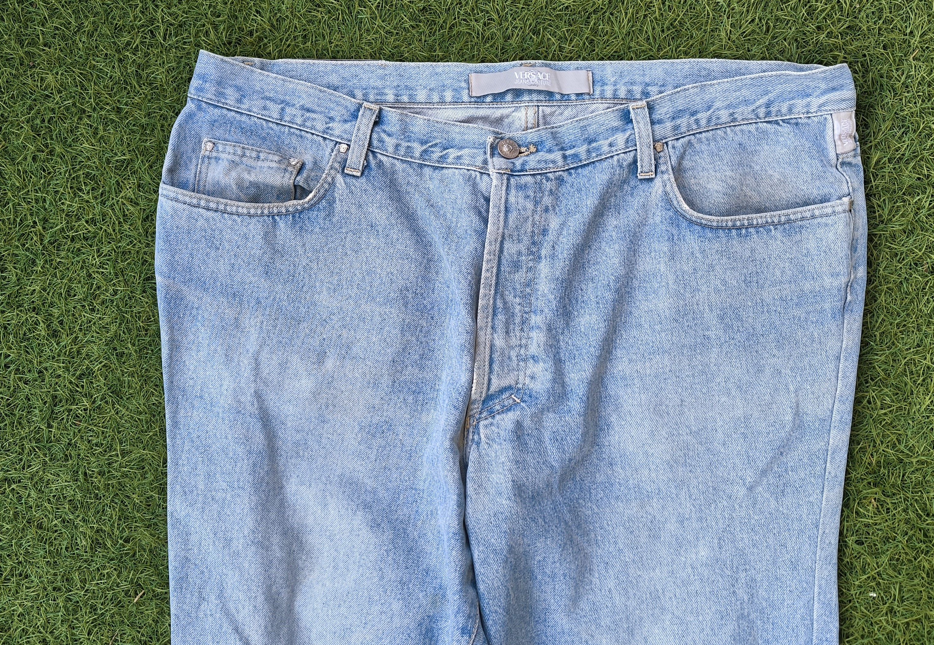 Versace Jeans Couture Vintage 90's Versace Jeans Couture Light Wash Denim Jeans Size US 44 / EU 60 - 2 Thumbnail
