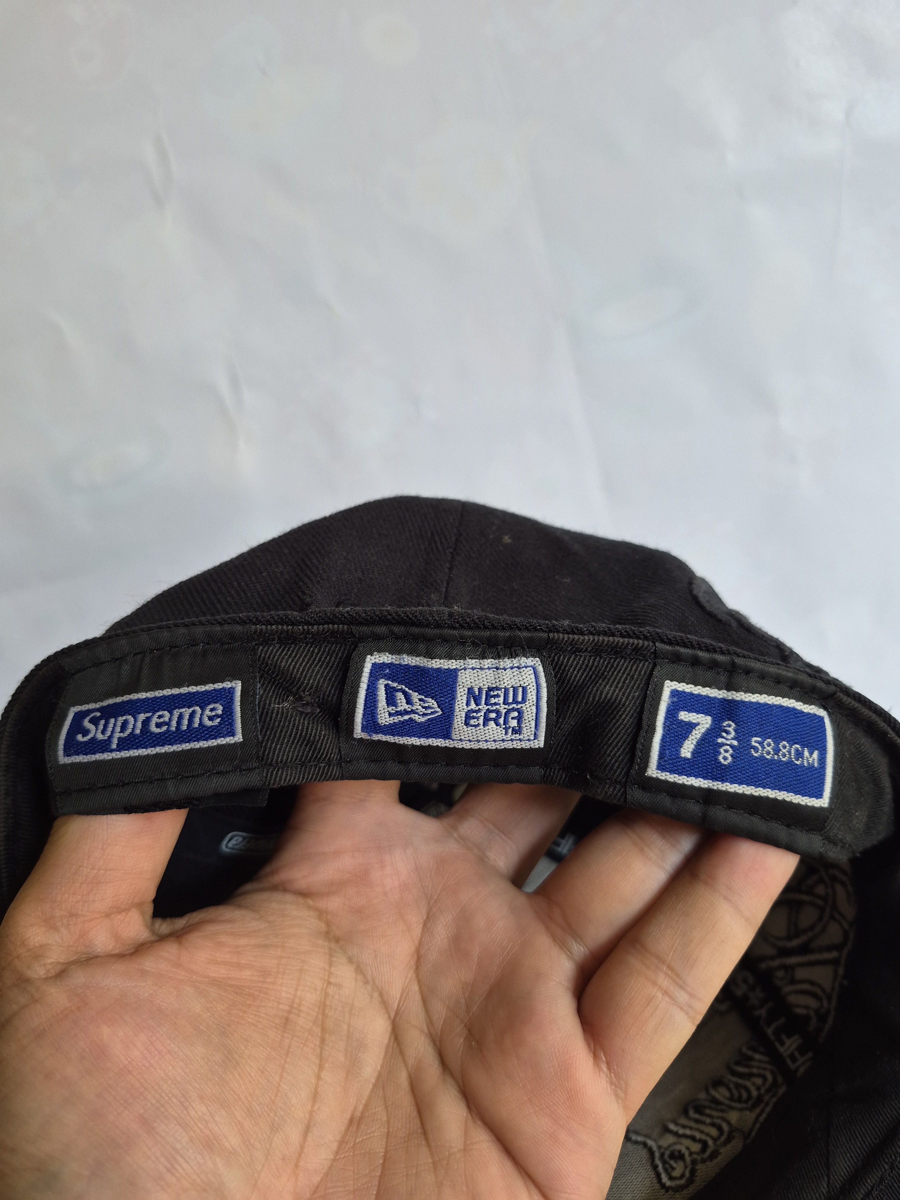 New Era × Supreme World Famous Supreme x New Era Hats Size 44 - 6 Thumbnail