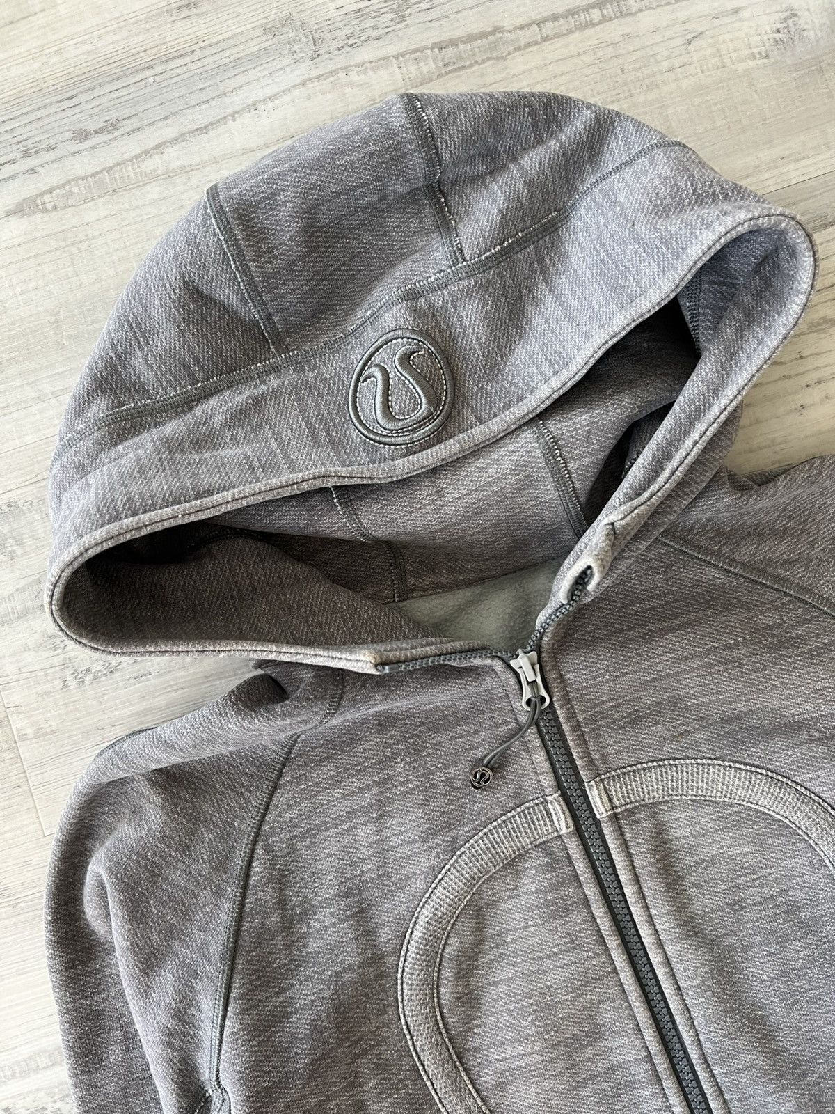 Lululemon Rare LuluLemon Gray Zip Up Jacket Sweatshirt Hoodie Size M / US 6-8 / IT 42-44 - 4 Thumbnail