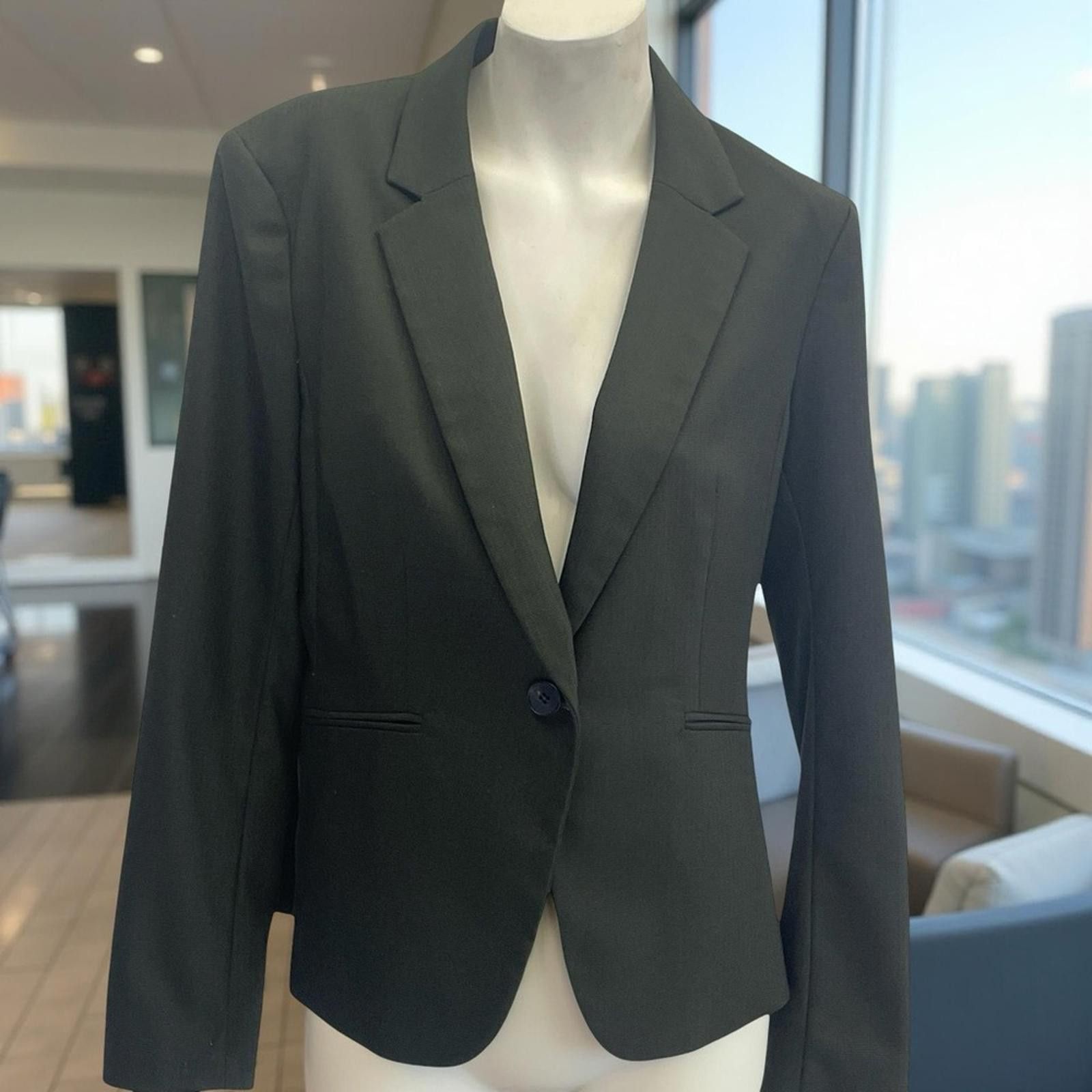 H&M Classic Olive Women's Blazer size M Size M / US 6-8 / IT 42-44 - 1 Thumbnail