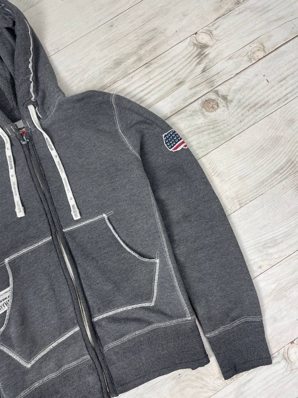 True Religion Vintage True Religion Hoodie Full Zip California USA Flag Size US M / EU 48-50 / 2 - 5 Thumbnail