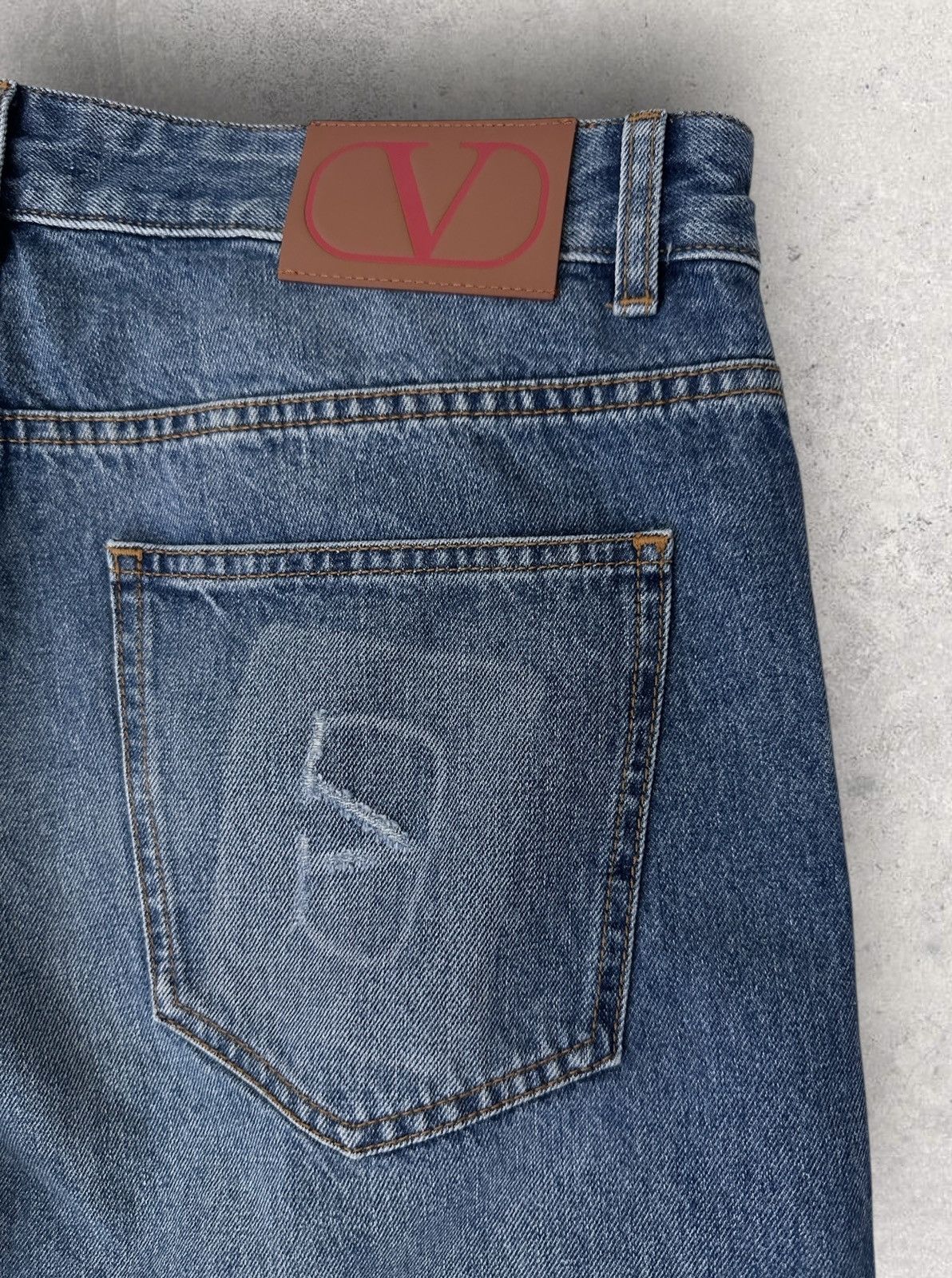 Valentino Valentino Garavani Jeans Size US 33 - 1 Thumbnail
