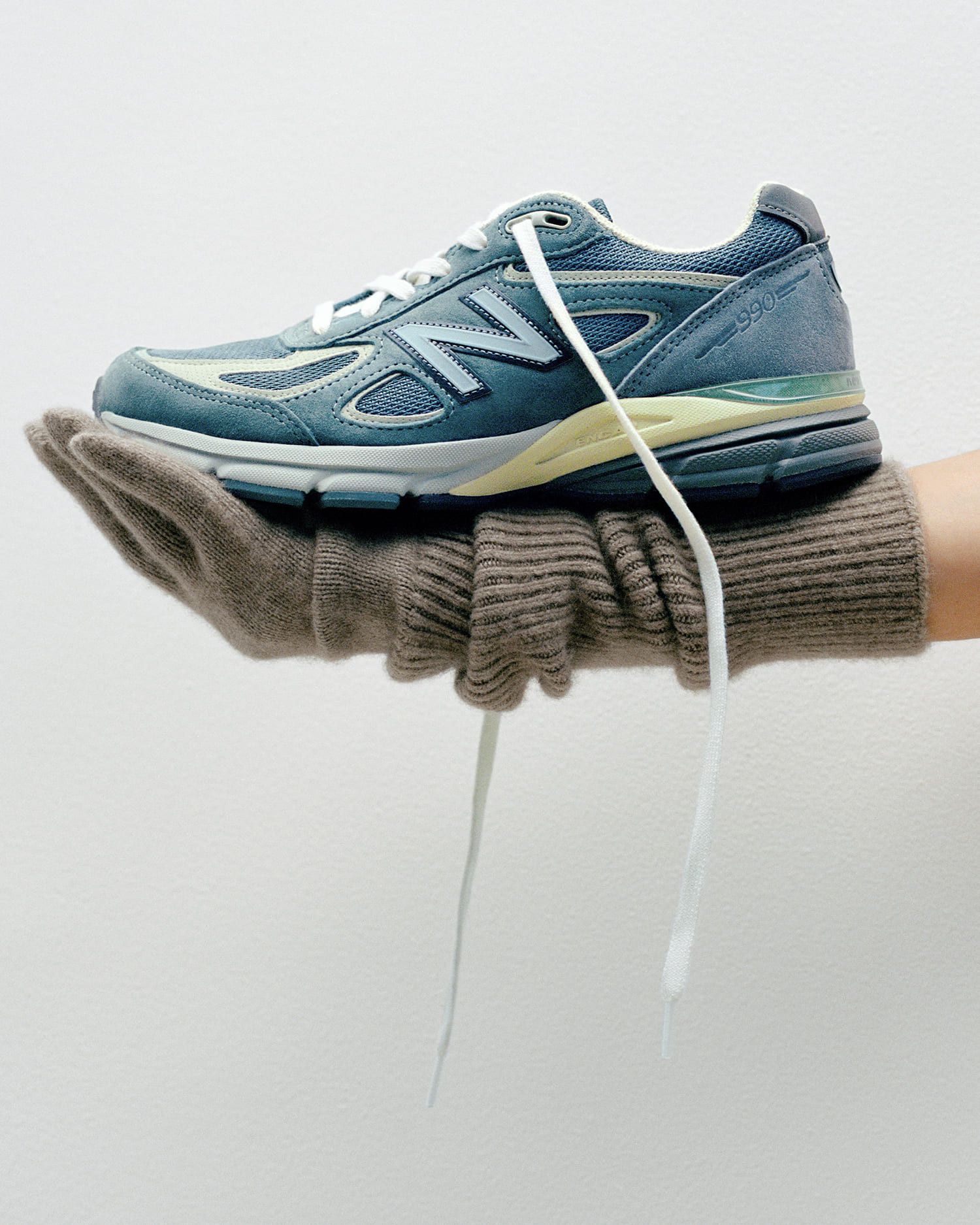 Auralee × New Balance 💚 Auralee x New Balance 990v4 MADE in USA Blue US 11 NEW Size US 11 / EU 44 - 2 Thumbnail