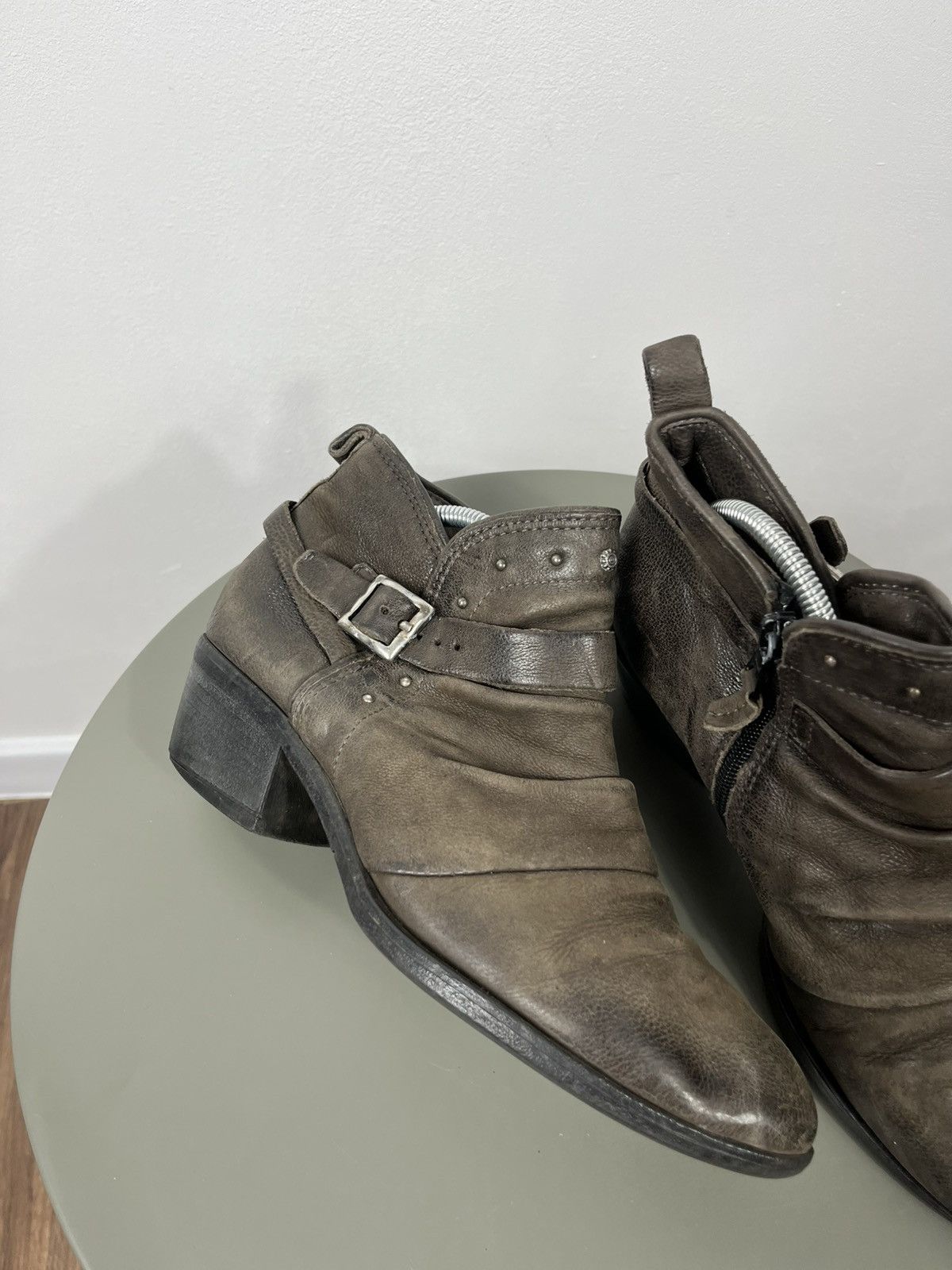 Other Avant-Garde Distressed Leather Ankle Boots Zip Buckle 38 Size US 7.5 / IT 37.5 - 2 Thumbnail