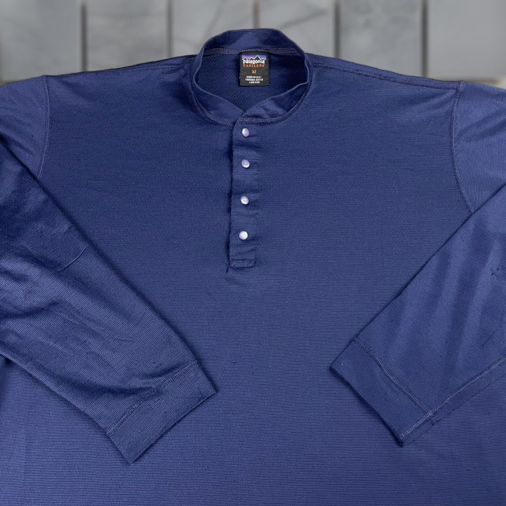Patagonia Patagonia Capilene TShirt Mens Adult Medium Blue Long Sleeve Shirt Pullover Crew Neck Breathable Quick Dry 100% Polyester Capilene Base Layer Size US M / EU 48-50 / 2 - 1 Thumbnail