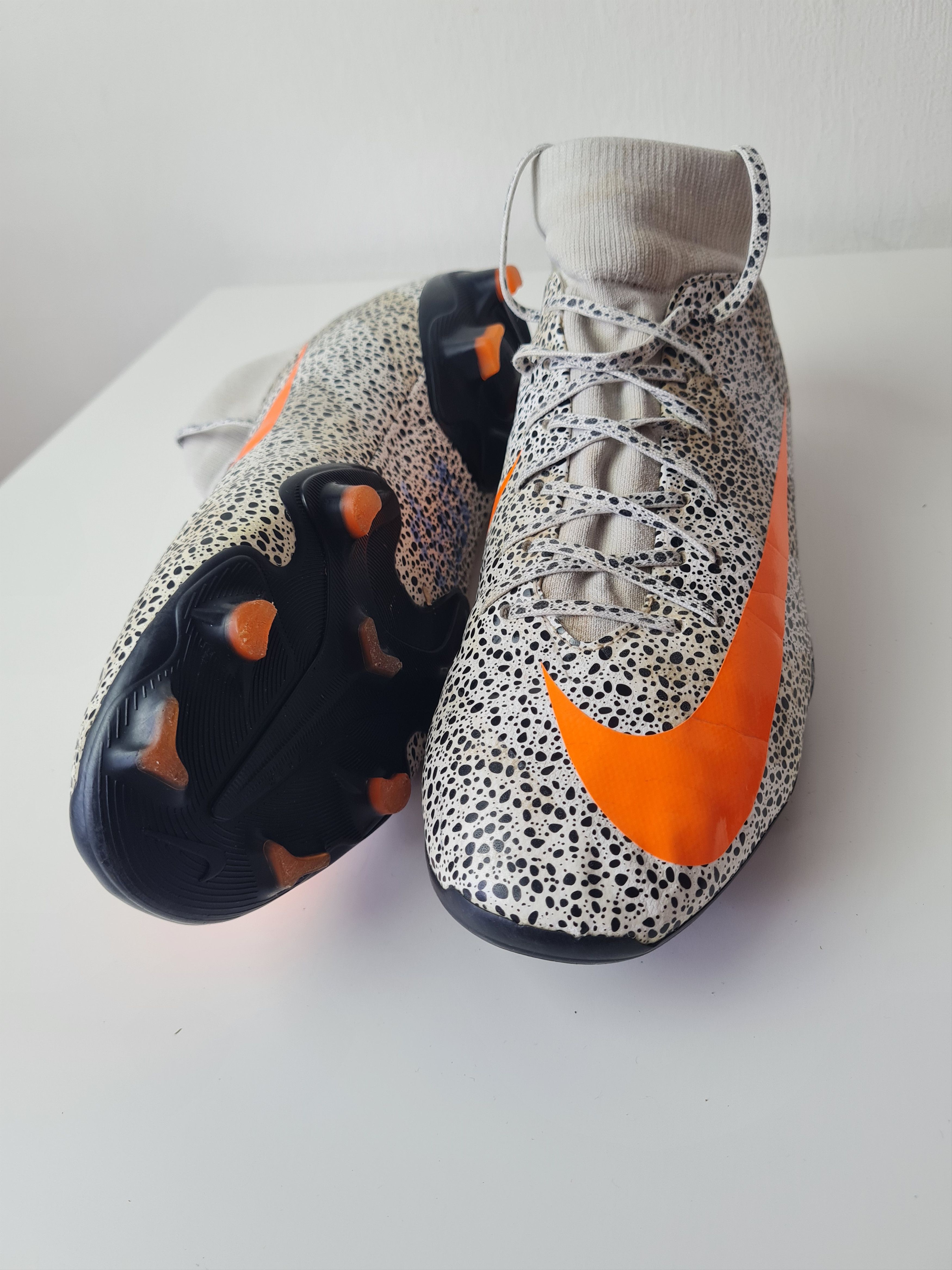 Nike NIKE JR SUPERFLY 7 ACADEMY CR7 FG FOOTBALL BOOTS CLEATS Size US 11 / EU 44 - 13 Thumbnail