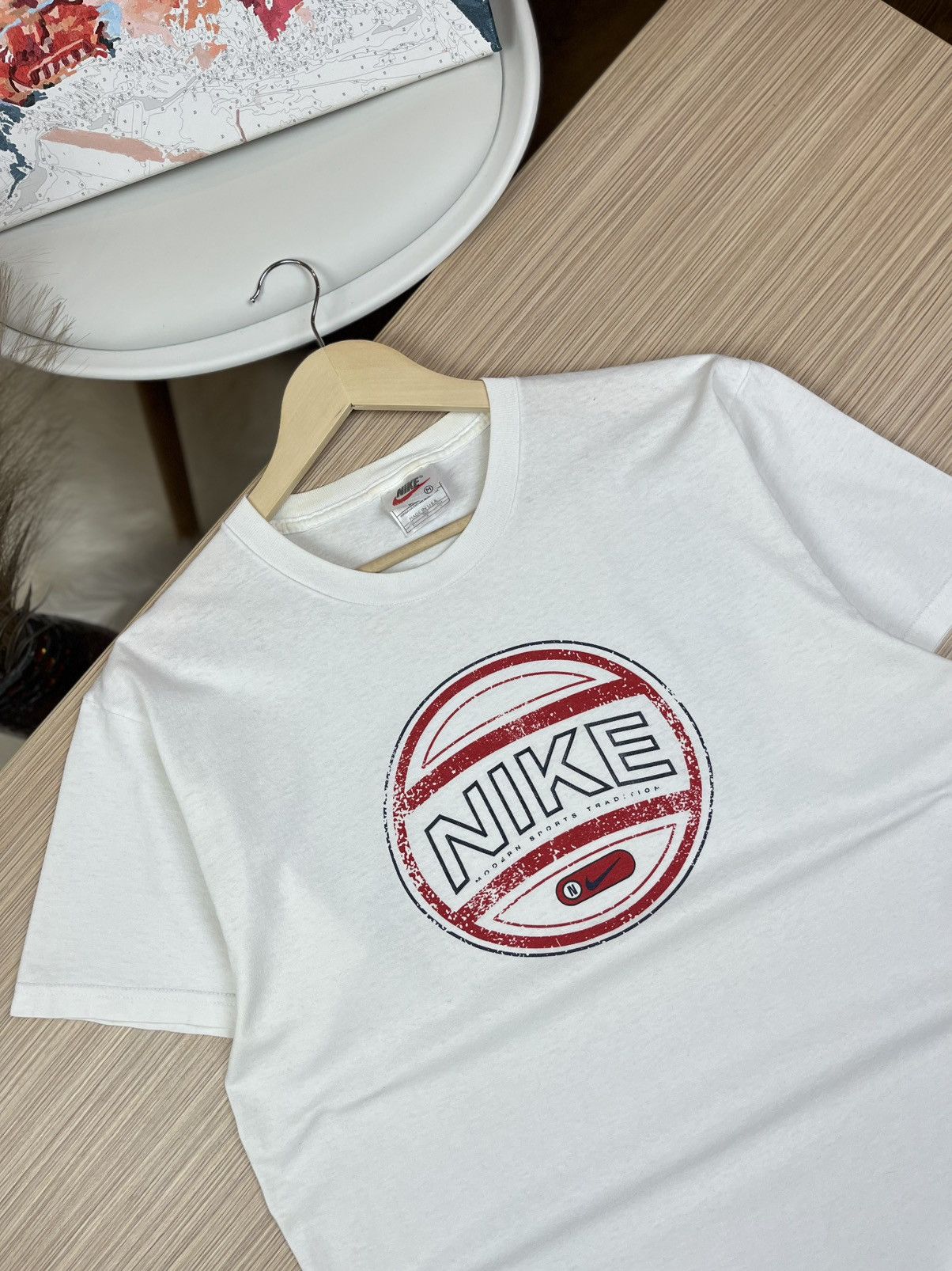 Nike Vintage Nike tee big logo rare size M Size US M / EU 48-50 / 2 - 7 Thumbnail