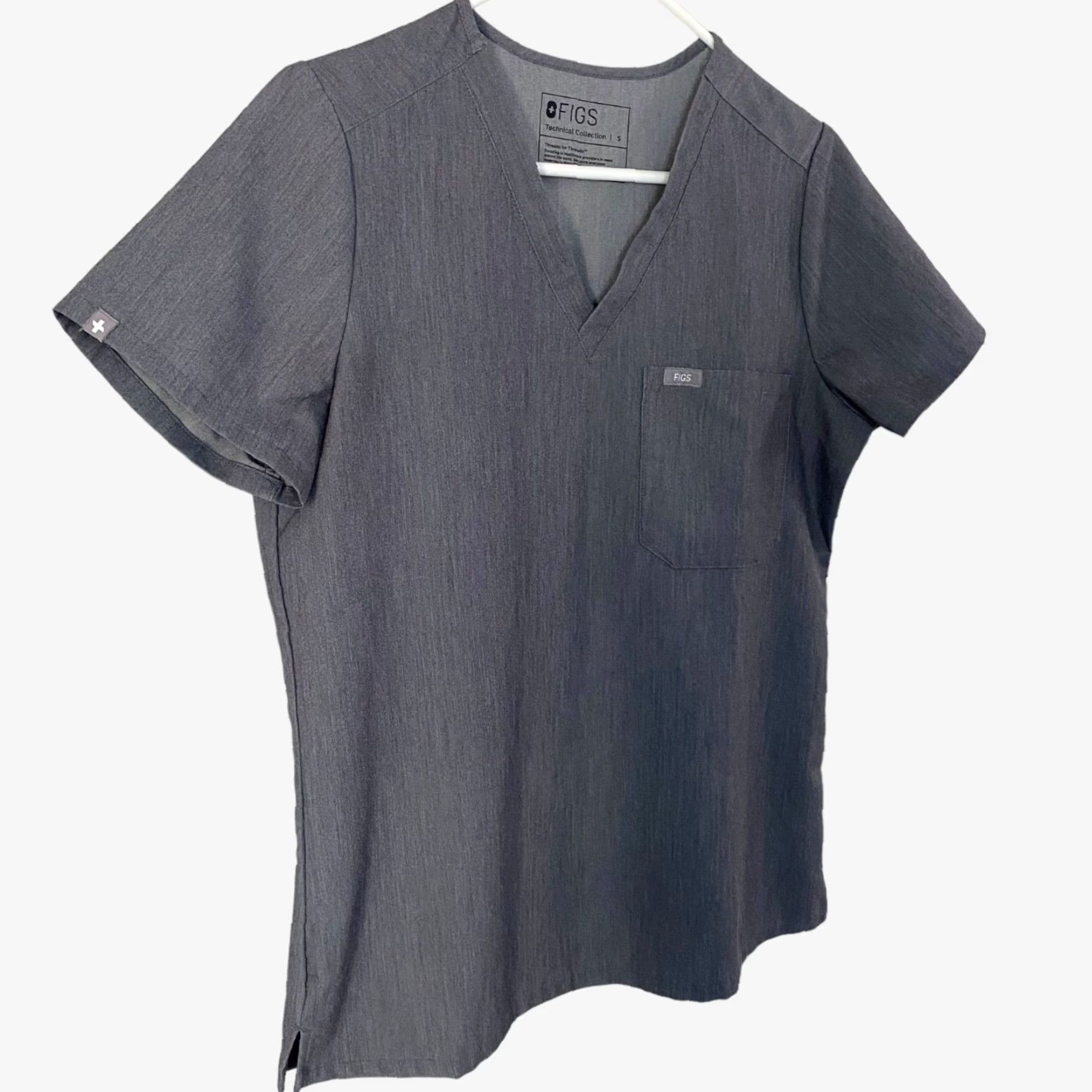 Vintage FIGS Catarina Technical Scrub Top Graphite Gray V-Neck Short-Sleeve S Women Size US S / EU 44-46 / 1 - 3 Thumbnail