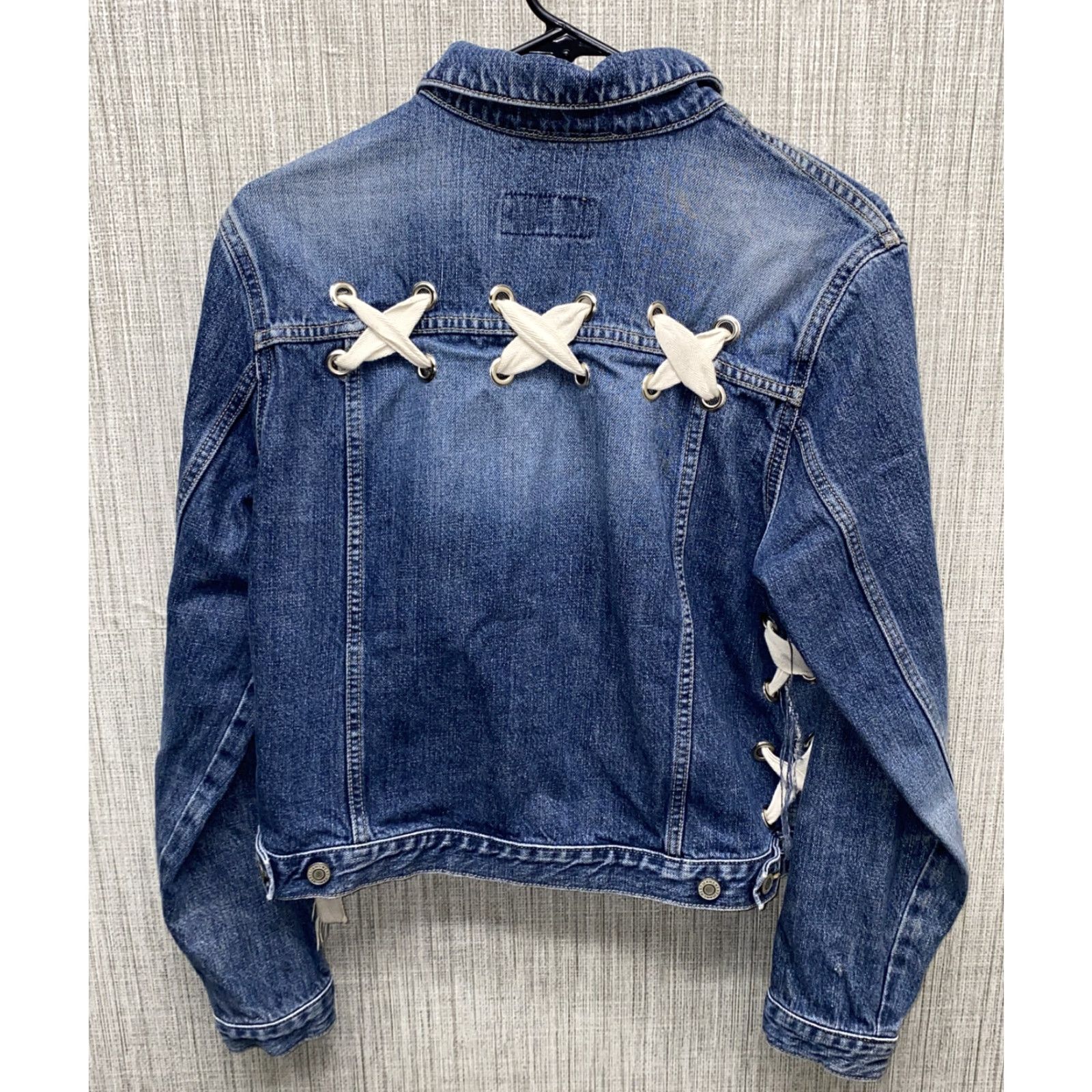 Vintage Urban Renewal Denim Jacket Women Blue Button Front Size S Cotton Regular Jacket, Women, Denim, Button Front, Casual Size 28" / US 6 / IT 42 - 5 Thumbnail
