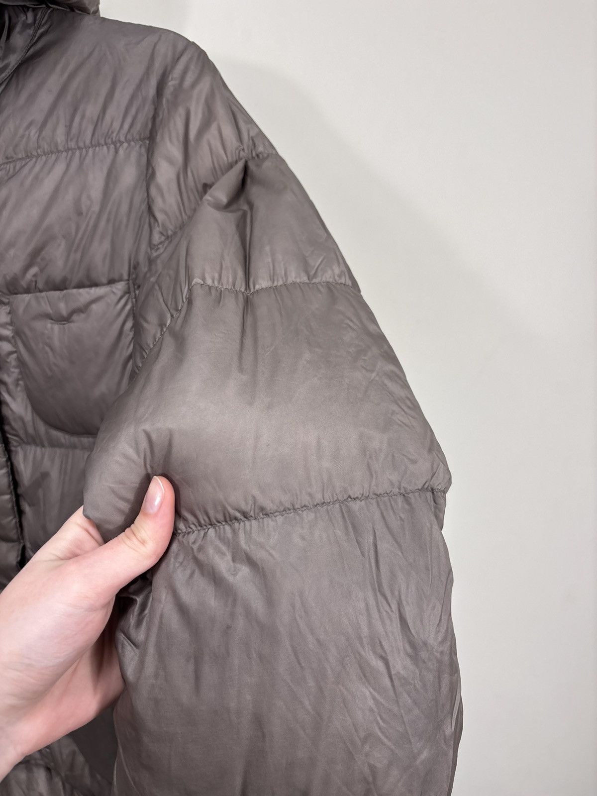 Jil Sander × Uniqlo Jil Sander x Uniqlo +J Women’s Brown Lightweight Down Jacket Size L / US 10 / IT 46 - 11 Thumbnail
