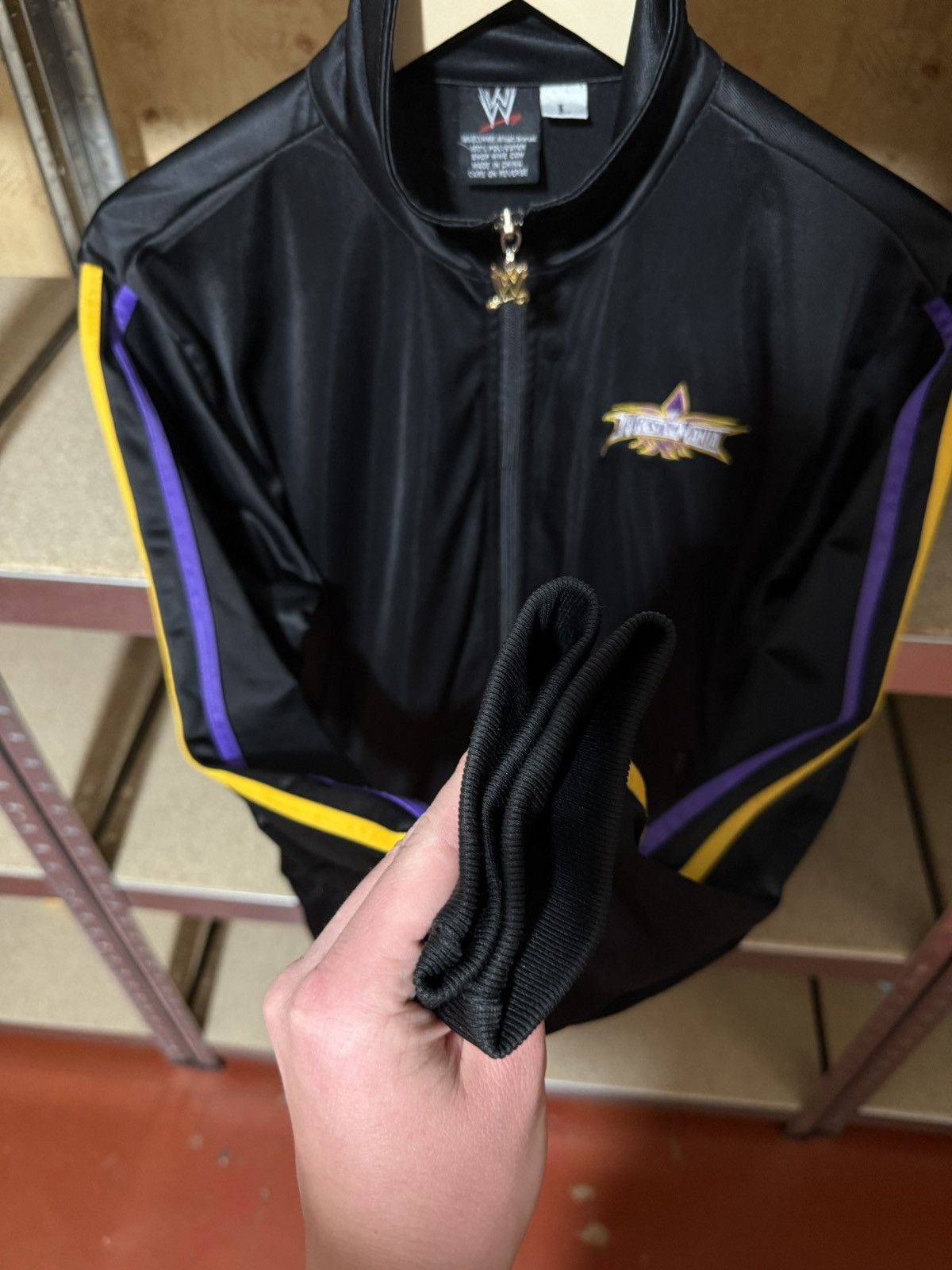 Vintage × WWE × WWF Vintage 2014 Wrestlemania WWE WWF Track Light Jacket Size US L / EU 52-54 / 3 - 4 Thumbnail